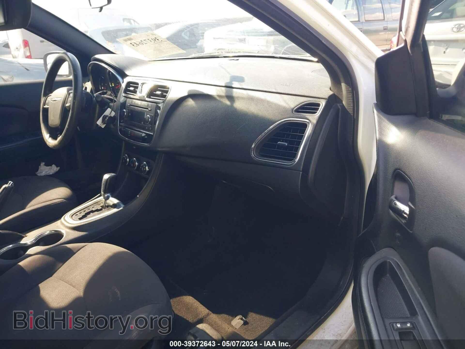 2013 CHRYSLER 200 - VIN: 1C3CCBAB8DN647033 - Фото 5