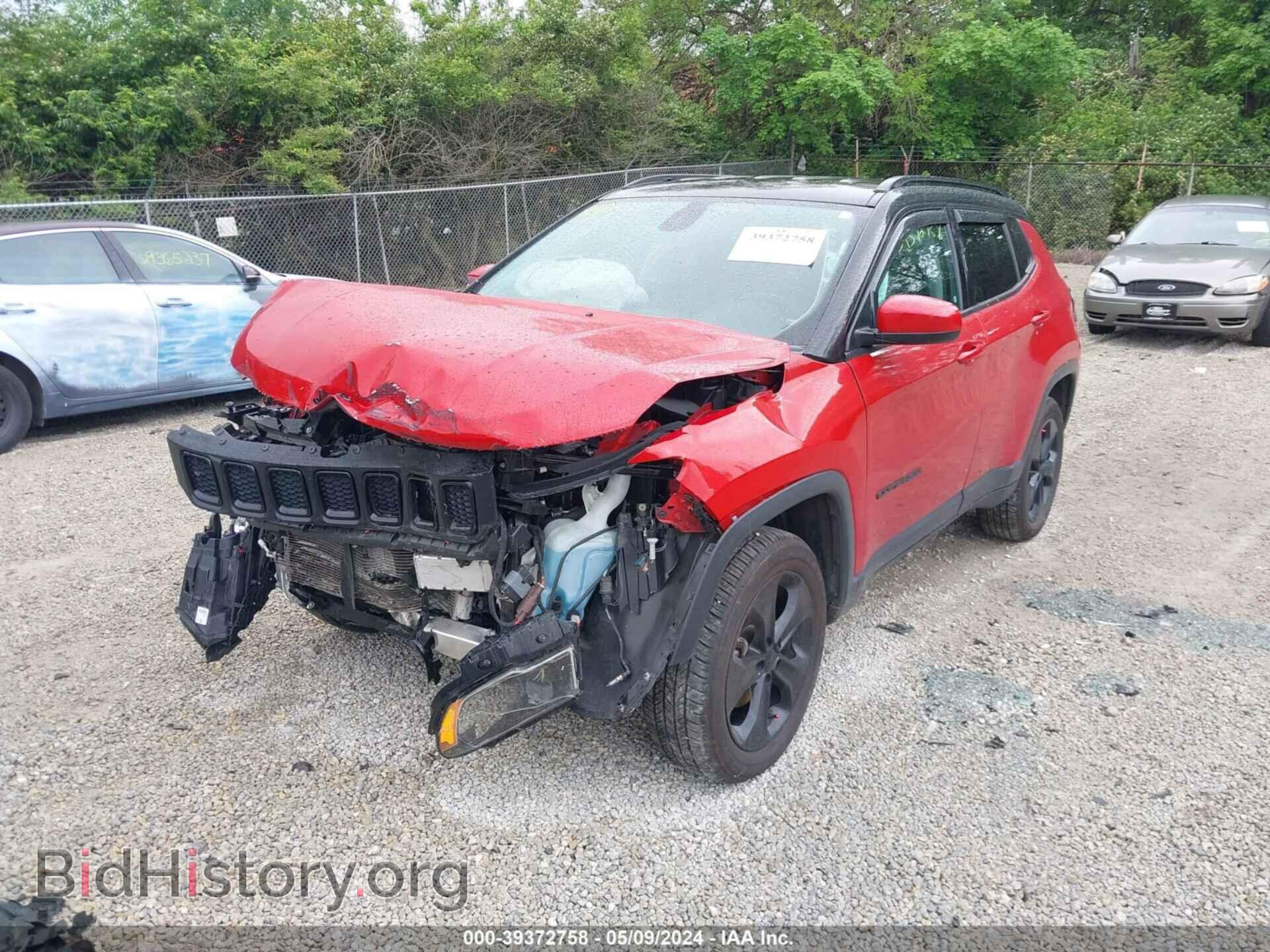 2020 JEEP COMPASS - VIN: 3C4NJDBB3LT209748 - Фото 2