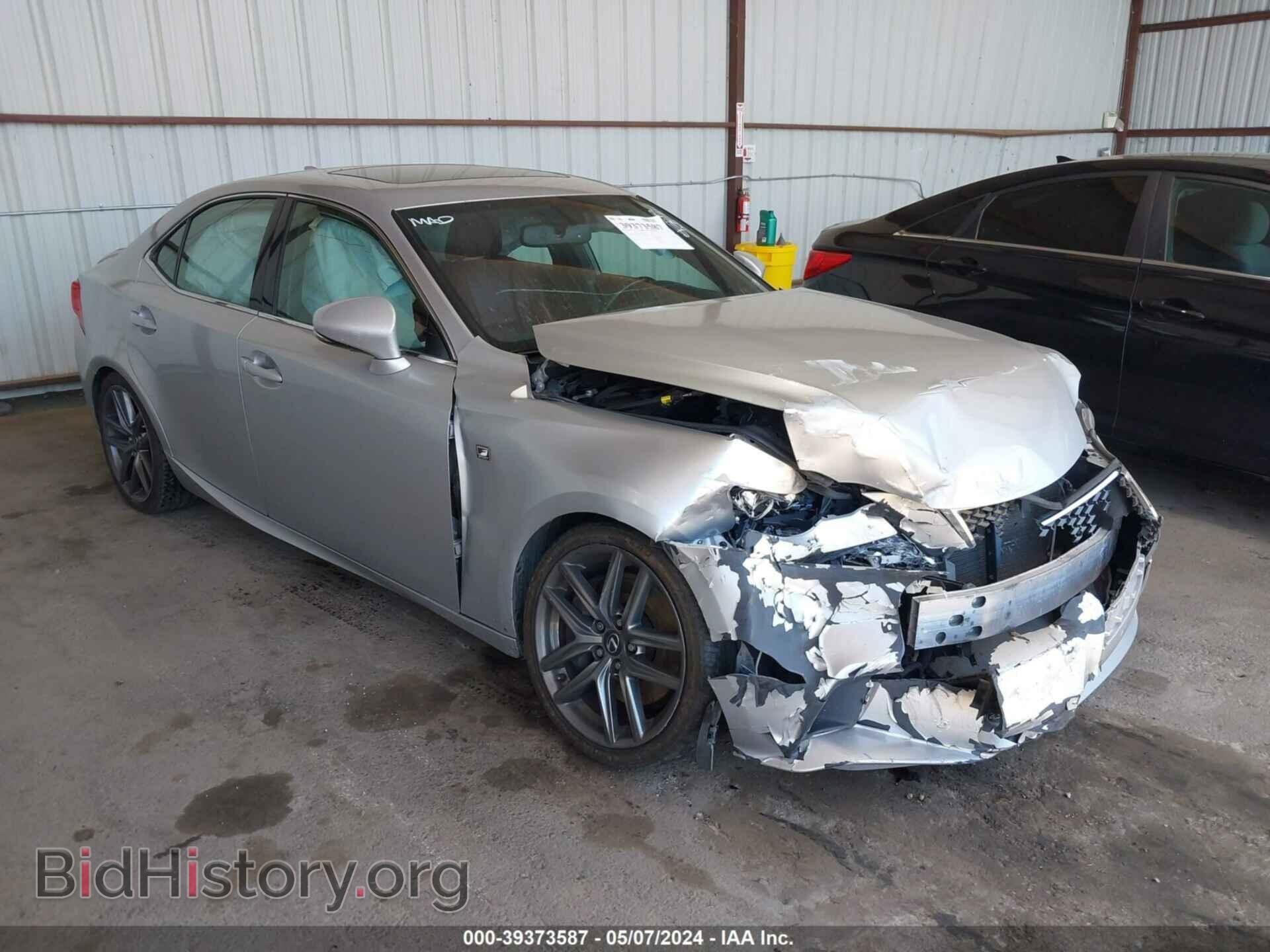 Photo JTHBA1D28G5019513 - LEXUS IS 200T 2016