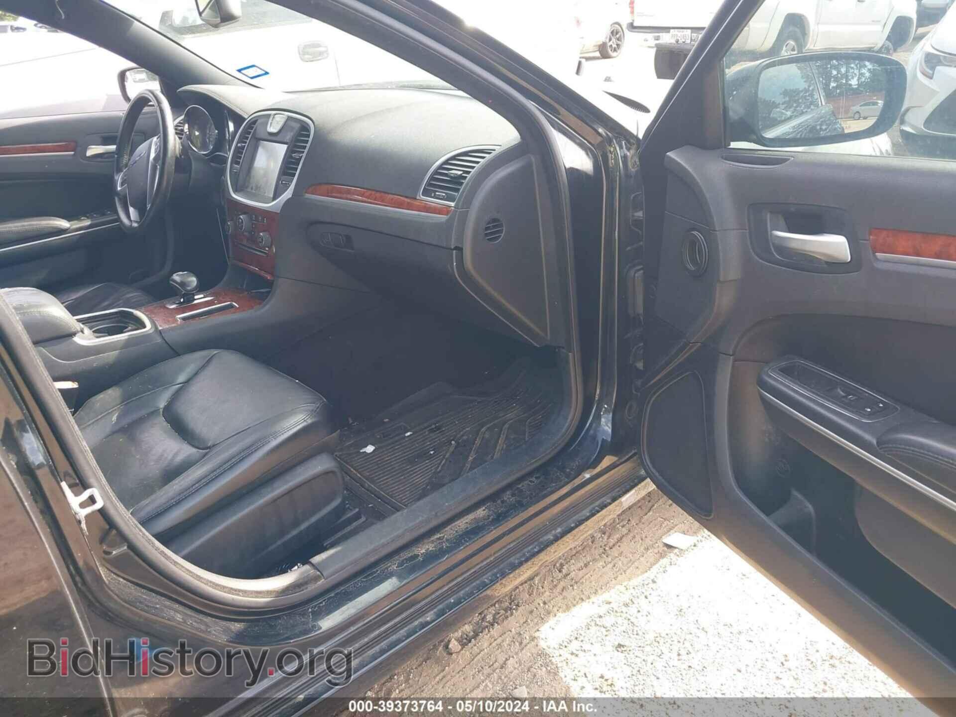 2013 CHRYSLER 300 - VIN: 2C3CCAAG0DH630922 - Фото 5