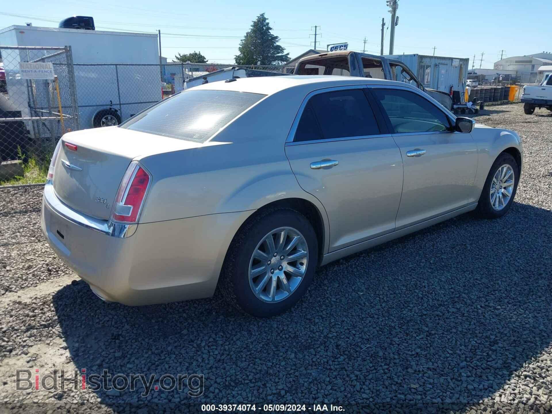 2012 CHRYSLER 300C - VIN: 2C3CCAET4CH285061 - Фото 4