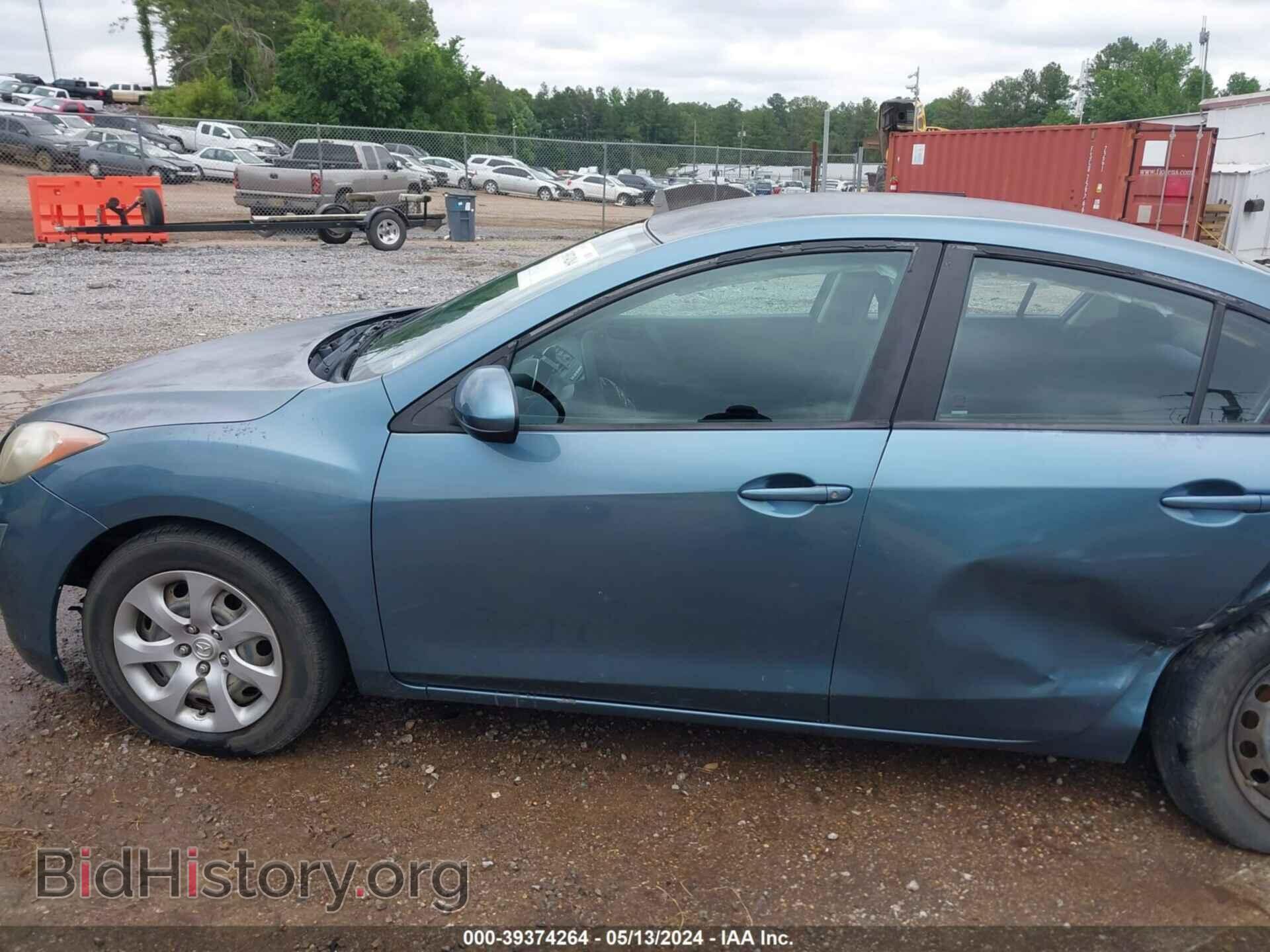 2011 MAZDA MAZDA3 - VIN: JM1BL1UF5B1437252 - Фото 13