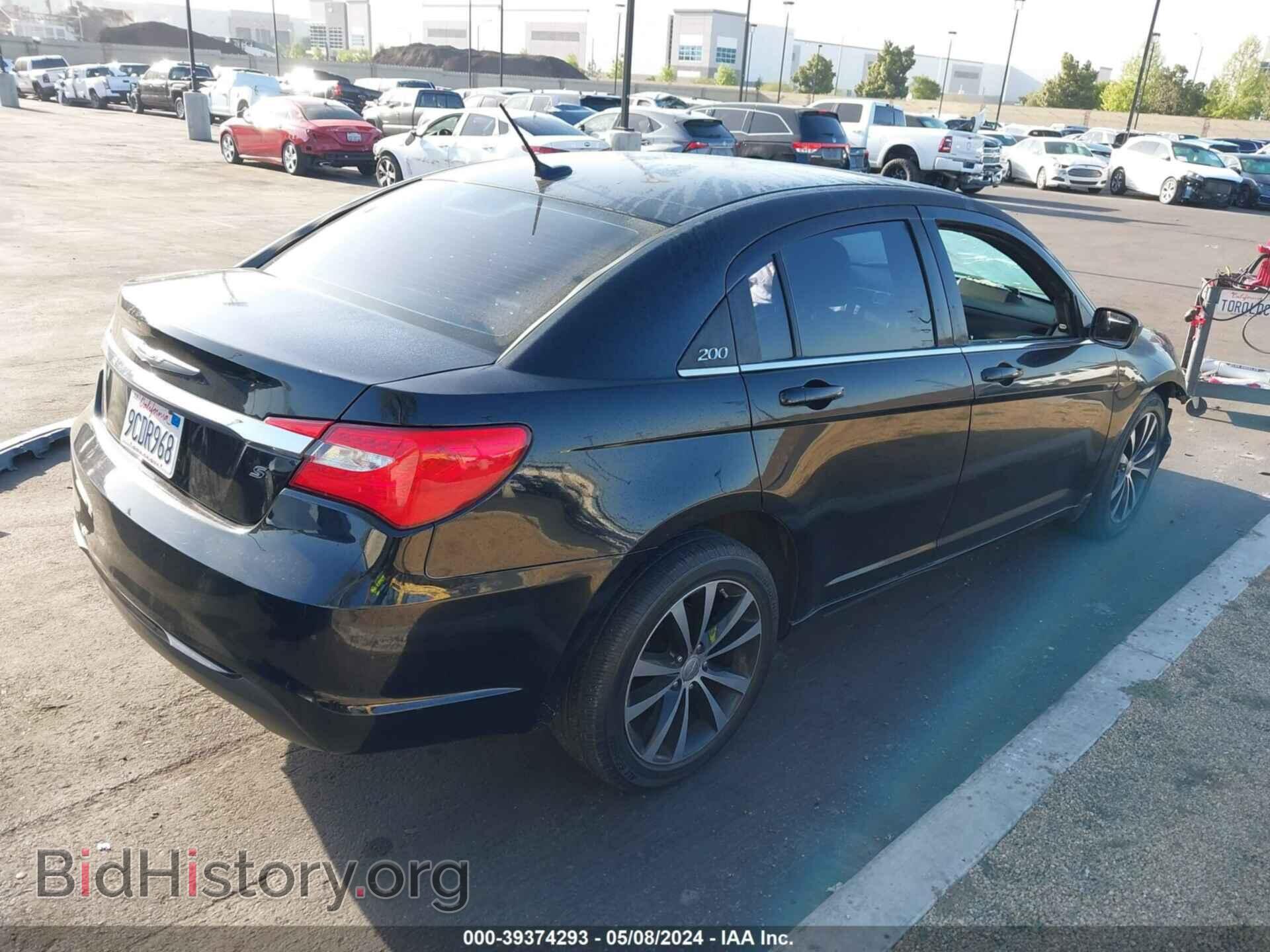 2013 CHRYSLER 200 - VIN: 1C3CCBCG2DN503809 - Фото 4