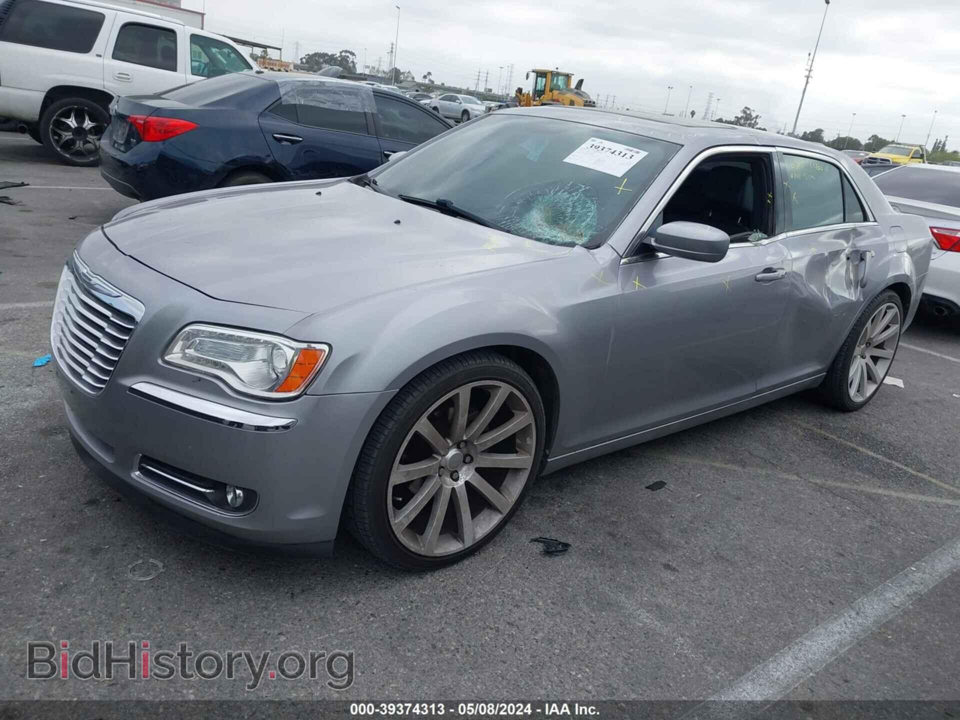 2014 CHRYSLER 300 - VIN: 2C3CCAAG3EH345827 - Photo 2