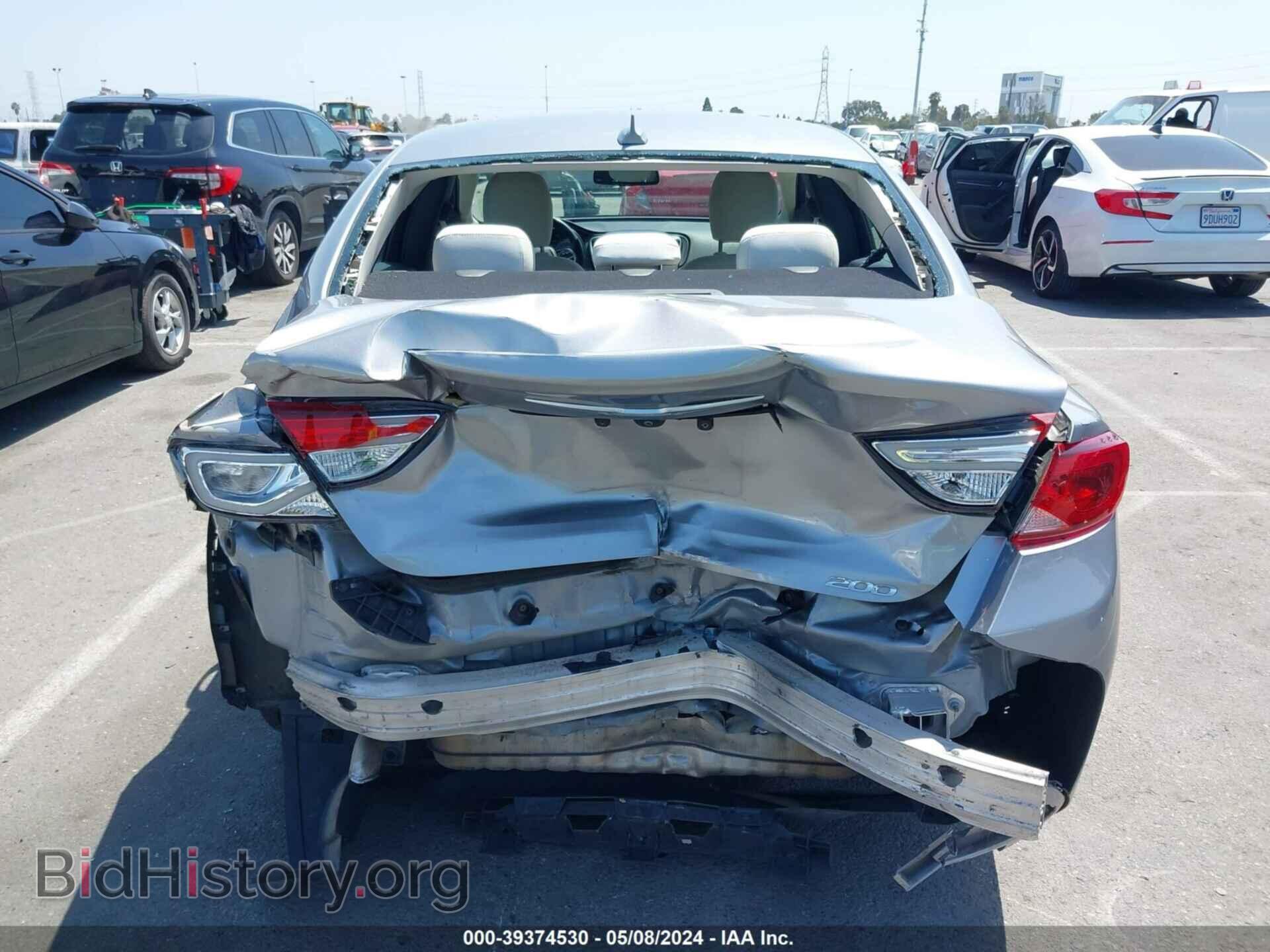 2016 CHRYSLER 200 - VIN: 1C3CCCAB5GN171754 - Фото 6