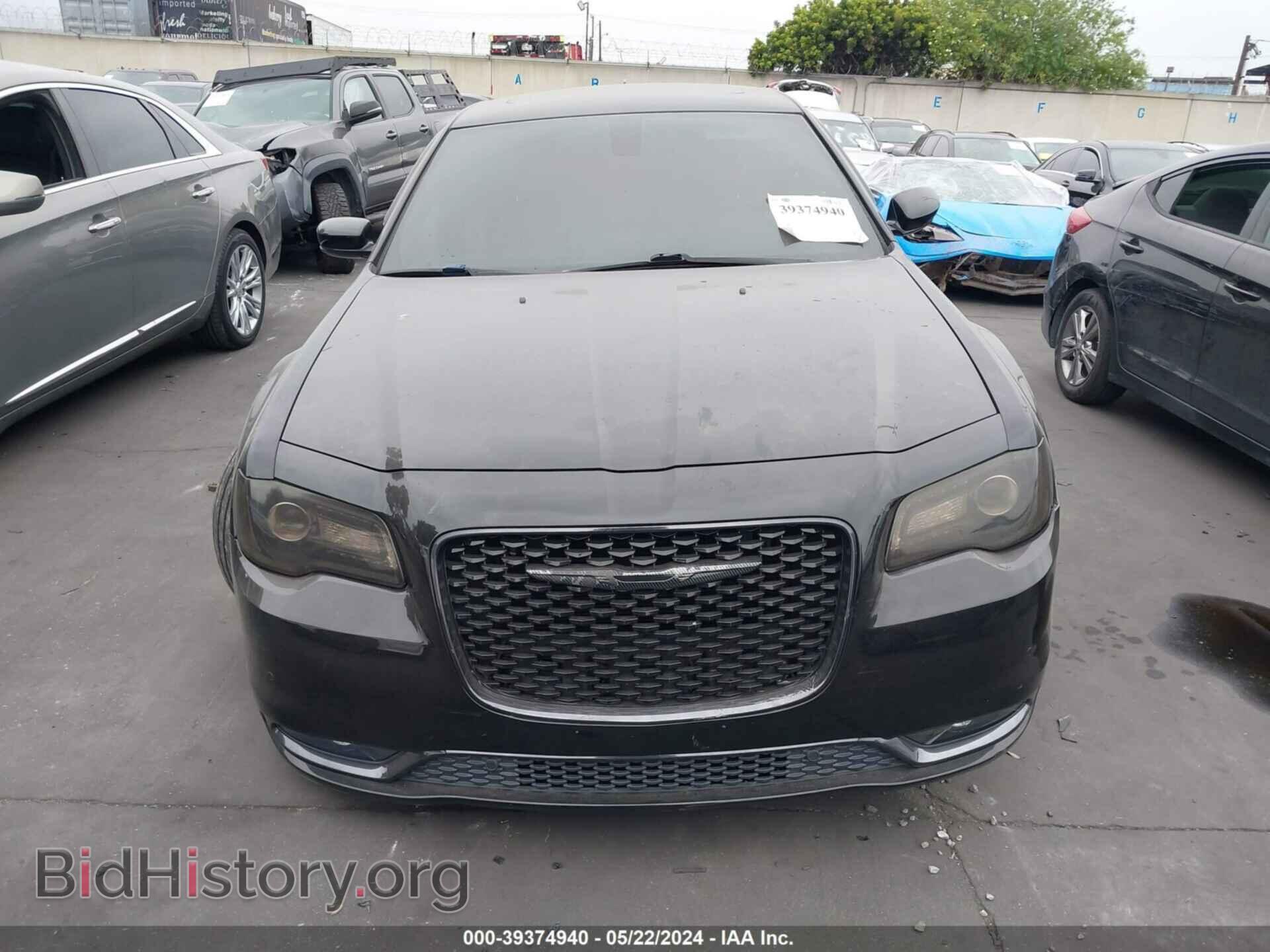 2016 CHRYSLER 300 - VIN: 2C3CCABG6GH190725 - Фото 12