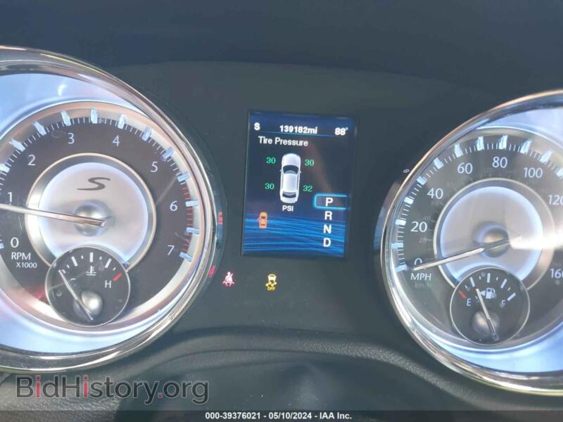 2012 Chrysler 300 (VIN 2C3CCADT8CH183392) — фото 7 из 14