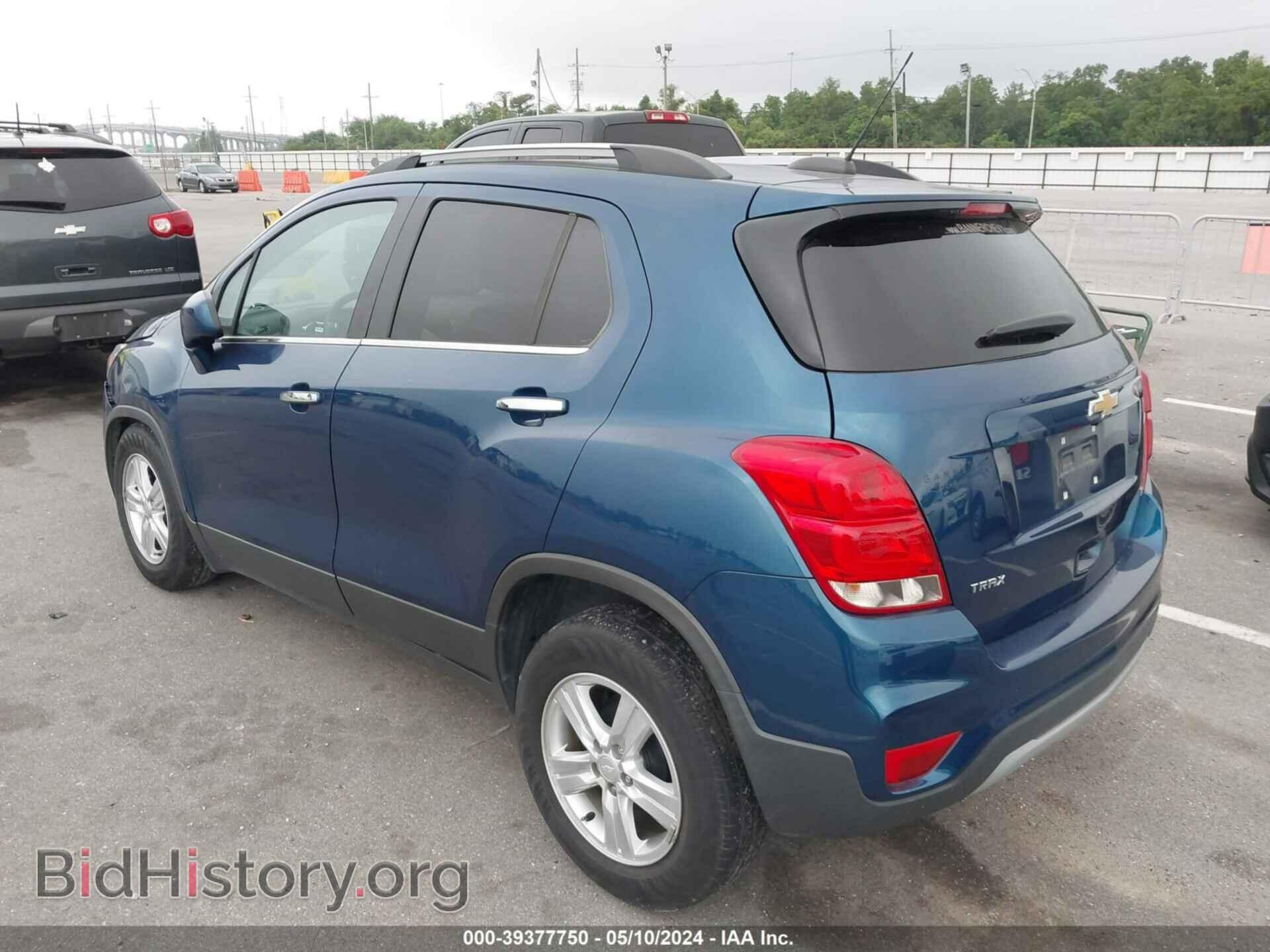 2020 CHEVROLET TRAX - VIN: 3GNCJLSB3LL215798 - Фото 3