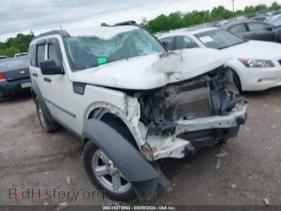 2007 Dodge NITRO SXT, белый — VIN 1D8GU28K47W685780, IAAI