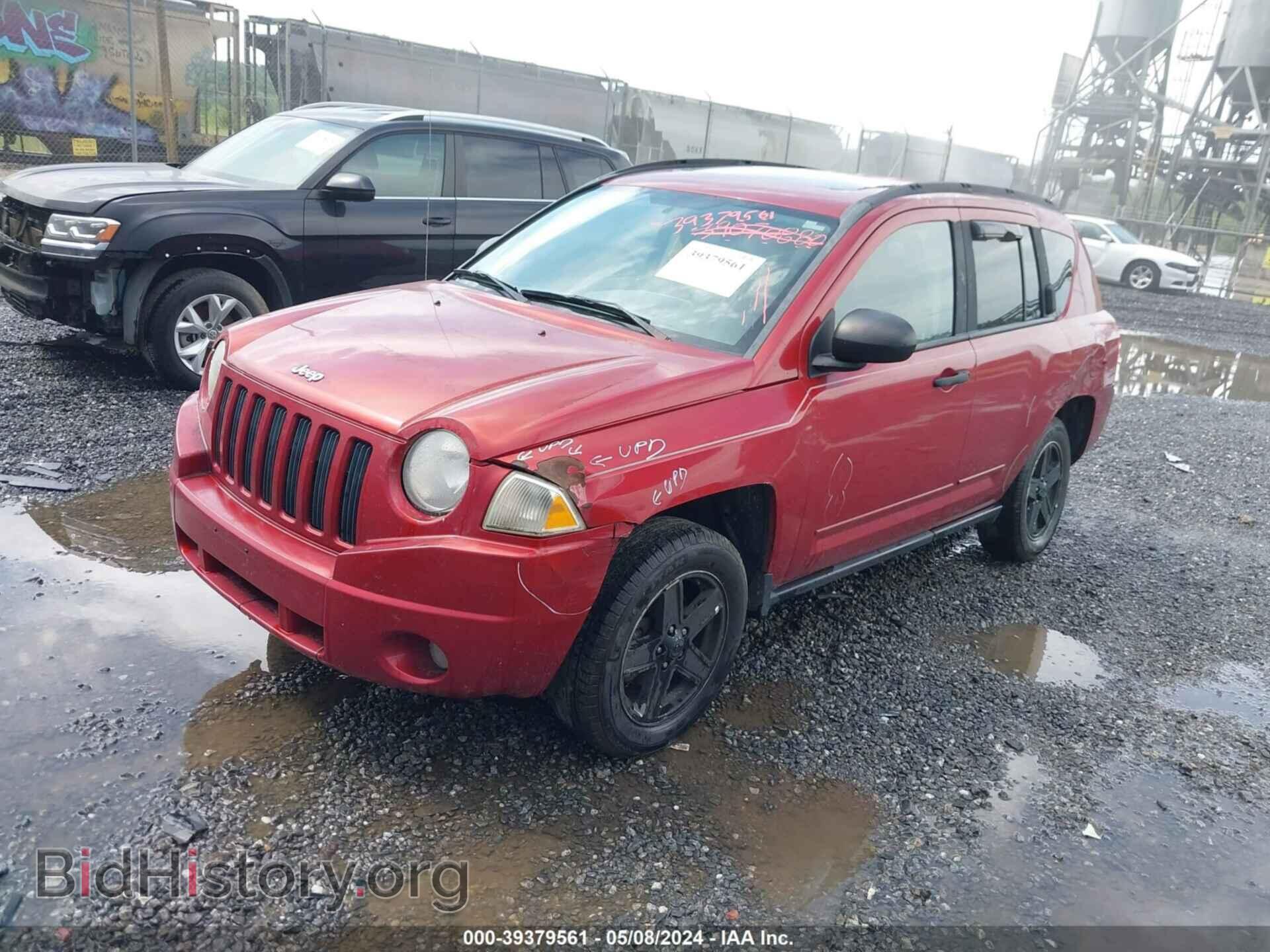 2008 JEEP COMPASS - VIN: 1J8FT47088D730461 - Фото 2