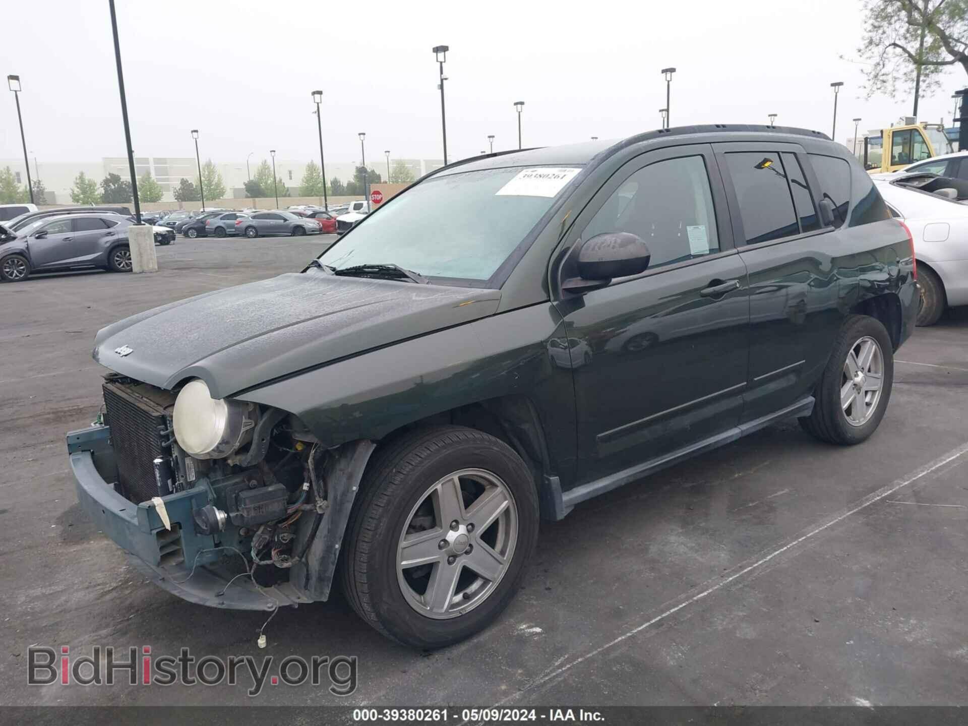 2010 JEEP COMPASS - VIN: 1J4NT4FA3AD659263 - Фото 2