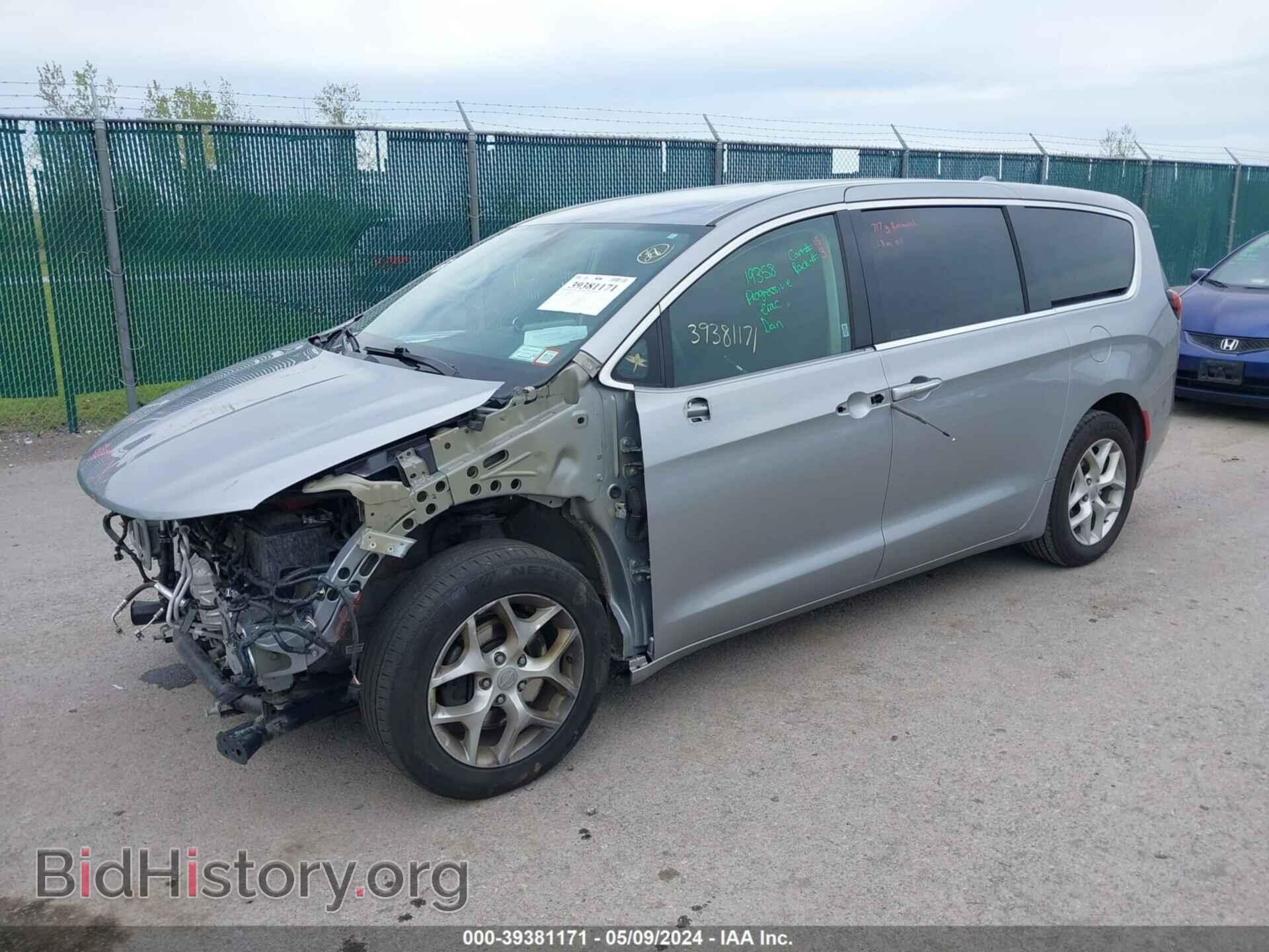2017 CHRYSLER PACIFICA - VIN: 2C4RC1BG6HR841255 - Photo 2