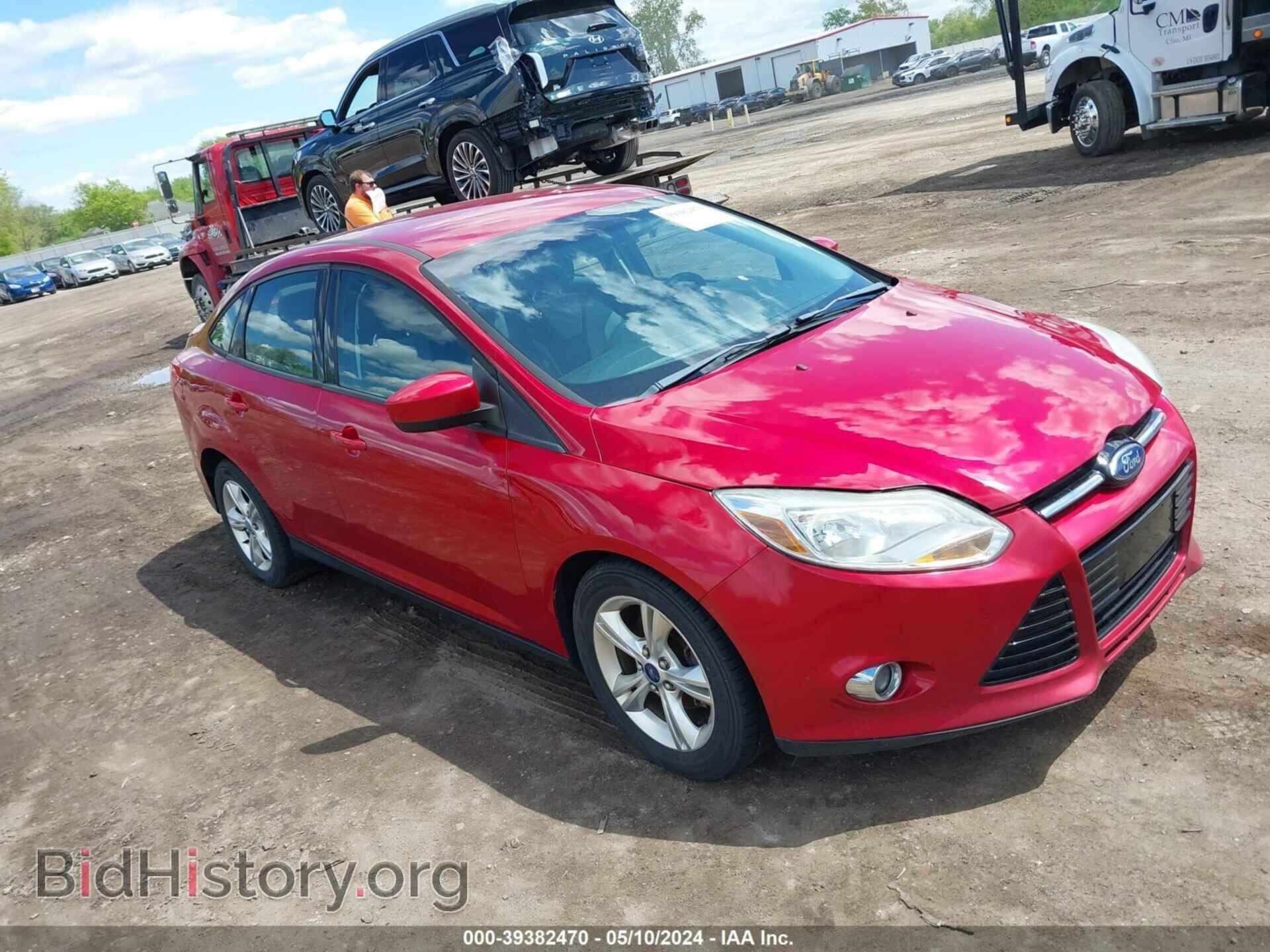 Фотография 1FAHP3F27CL242561 - FORD FOCUS 2012