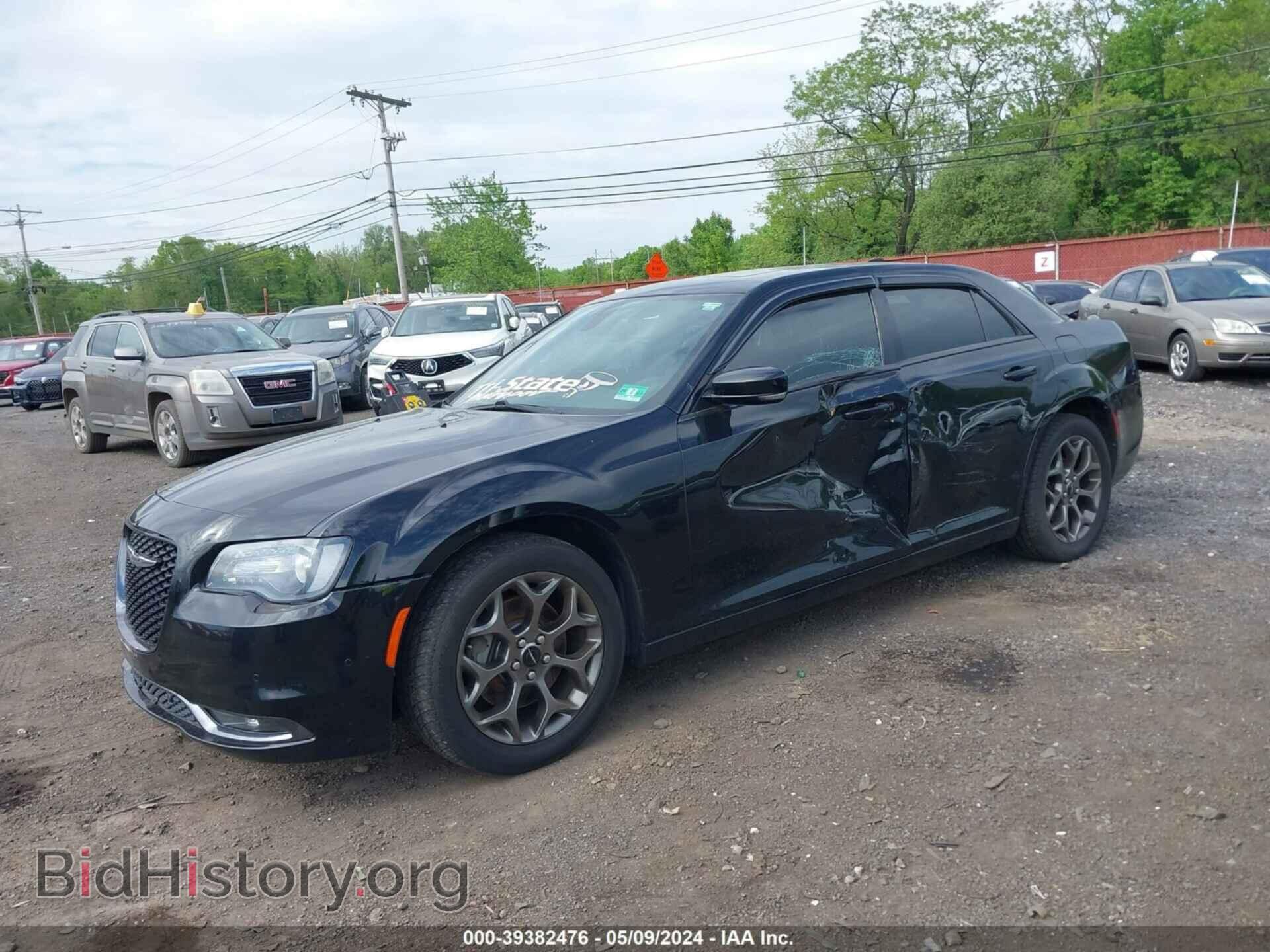 2016 CHRYSLER 300 - VIN: 2C3CCAGG1GH311329 - Фото 2