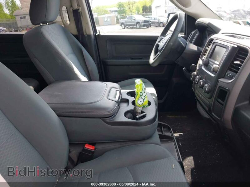 2018 RAM 1500 (VIN 3C6RR7KG0JG203068) — photo 5 of 11