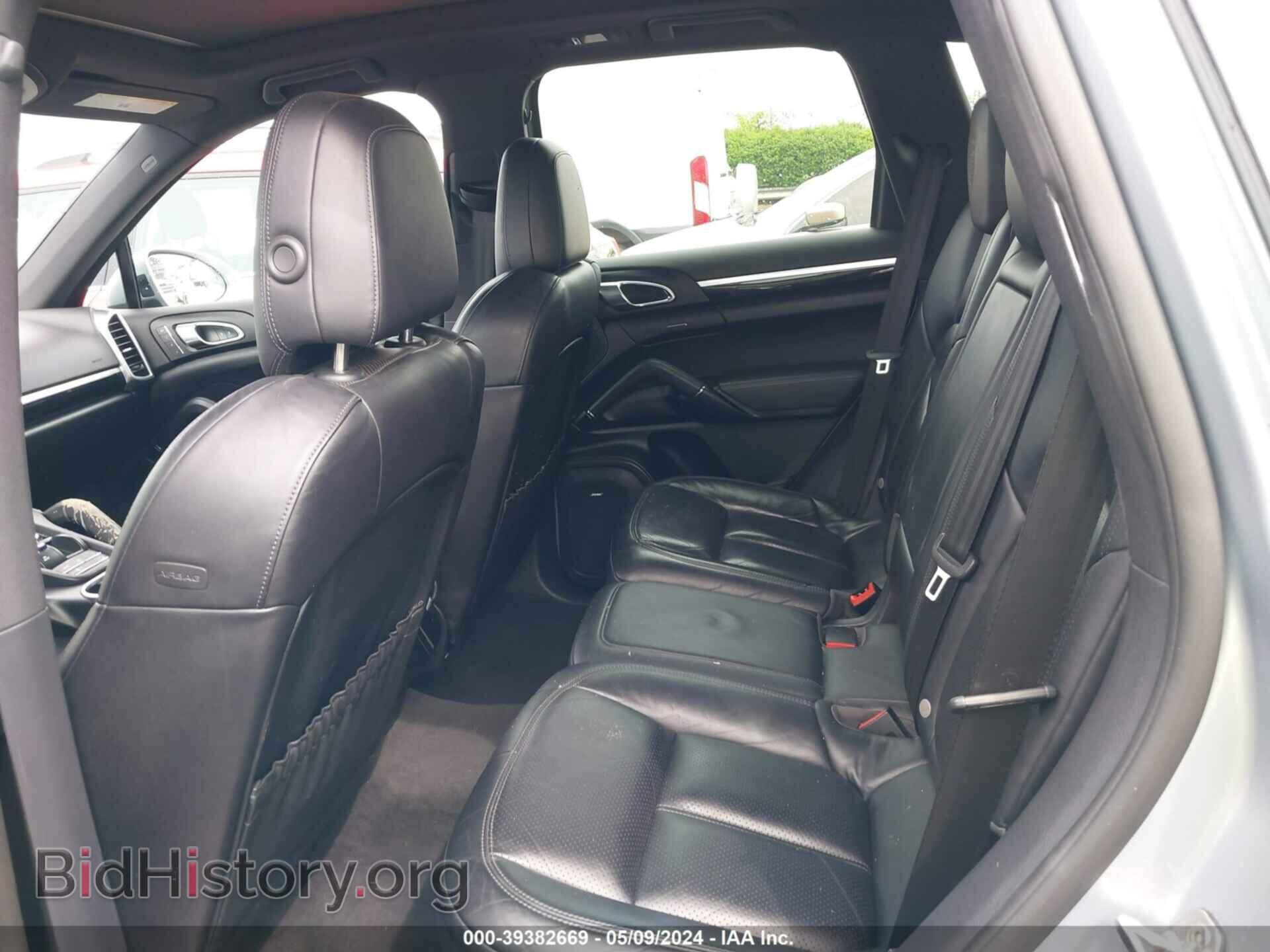 2017 PORSCHE CAYENNE - VIN: WP1AA2A26HKA82313 - Фото 8