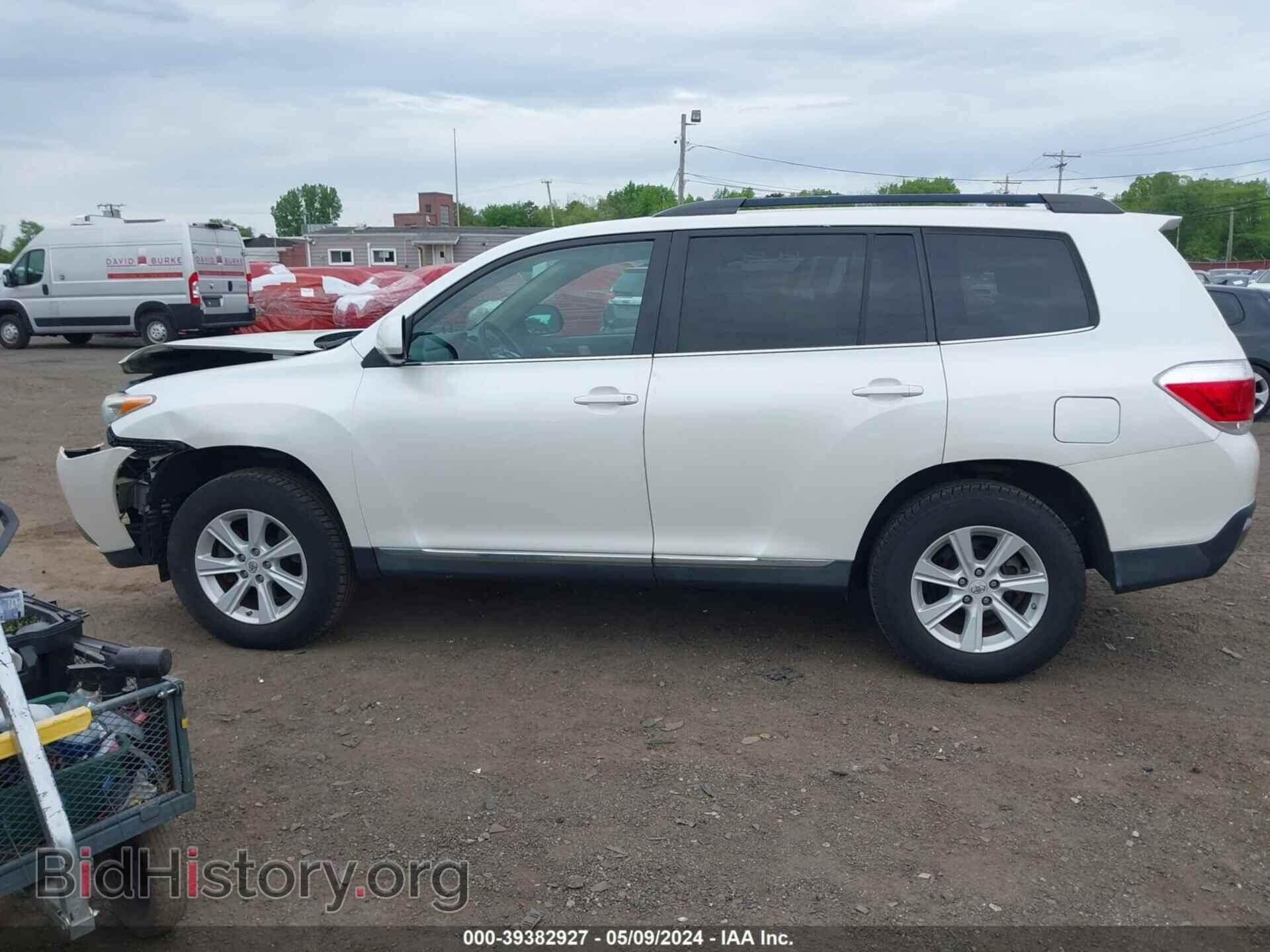 2013 TOYOTA HIGHLANDER - VIN: 5TDBK3EH2DS180667 - Фото 14