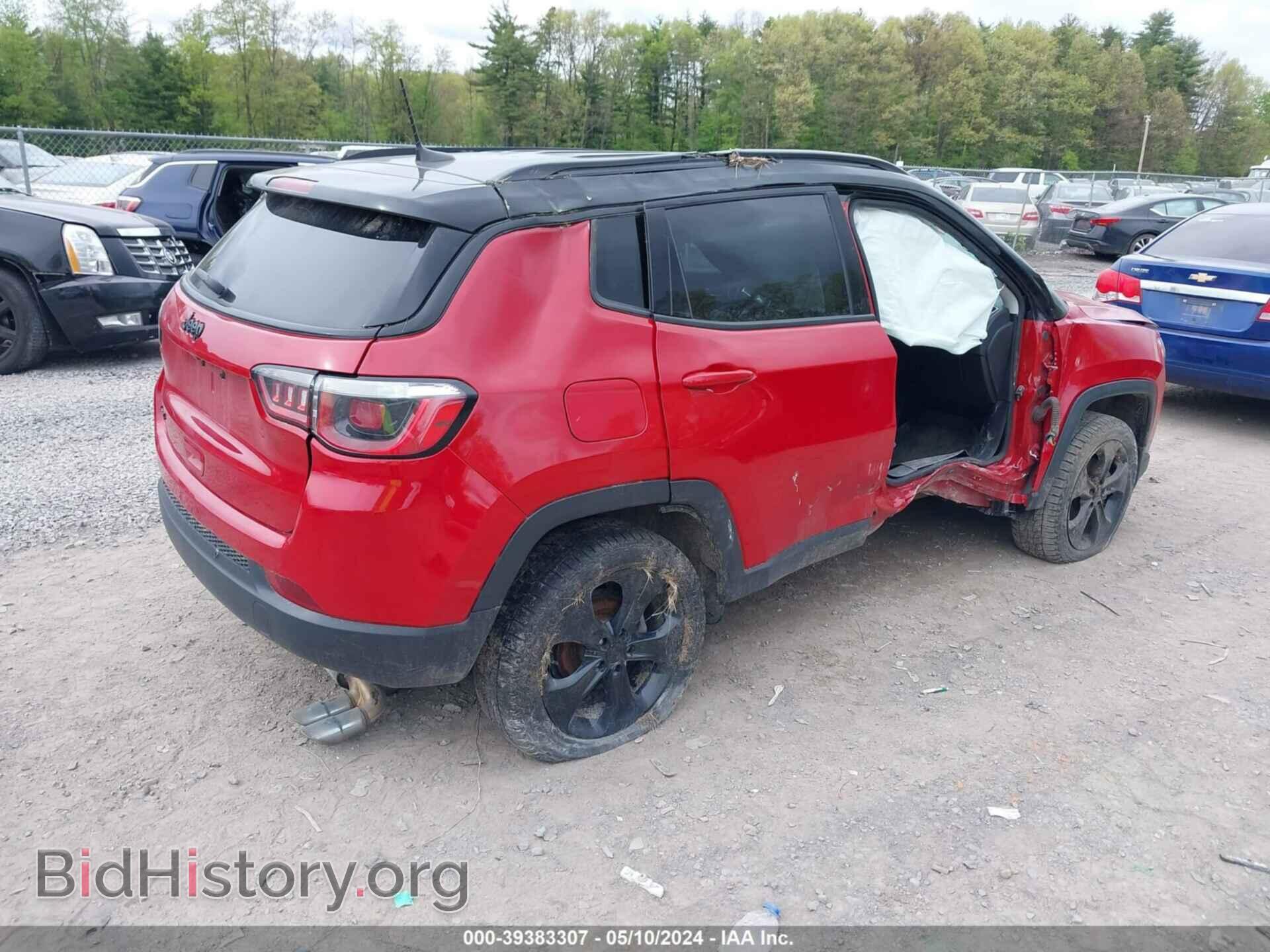 2018 JEEP COMPASS - VIN: 3C4NJDBBXJT454110 - Фото 4