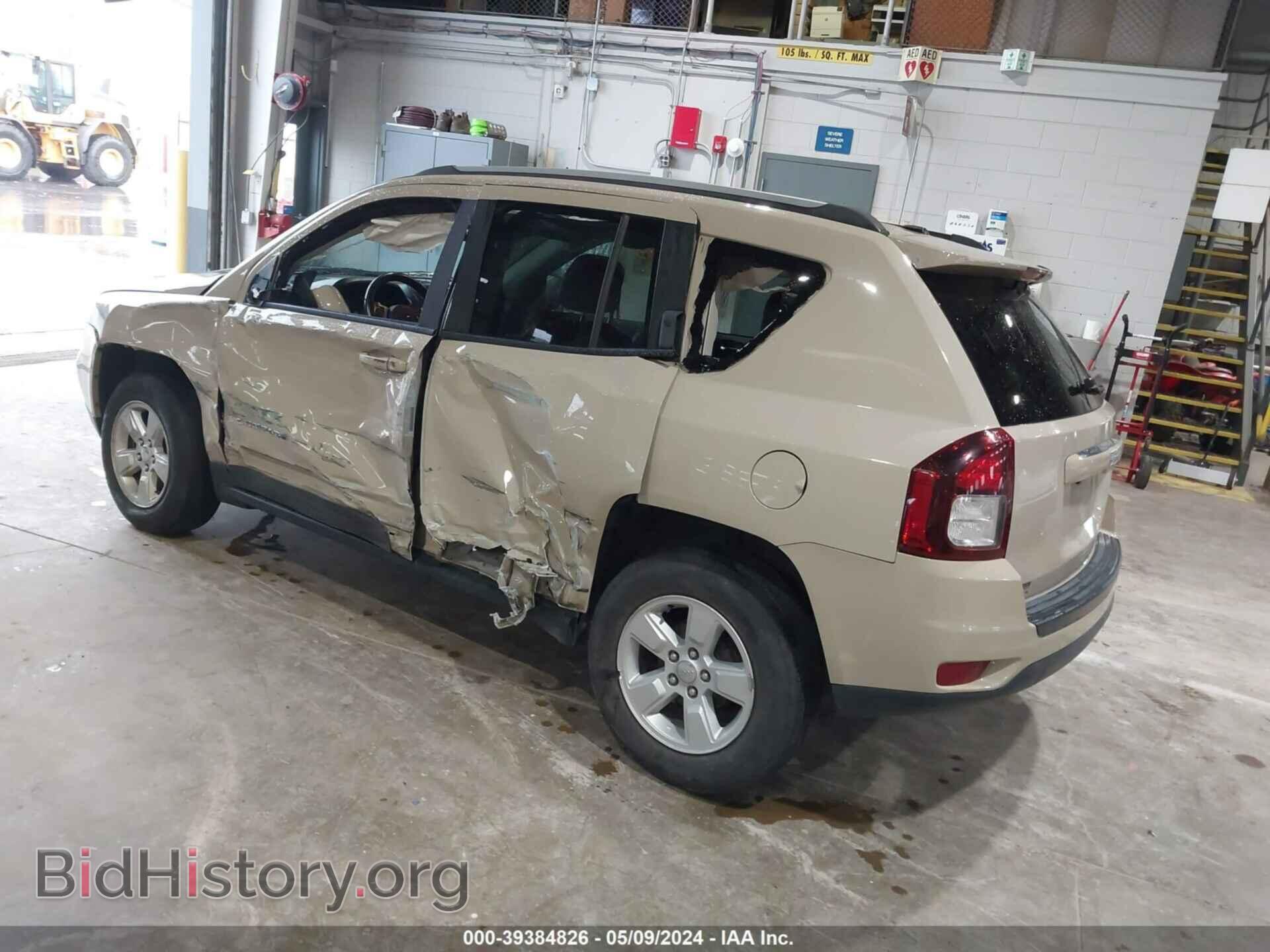 2016 JEEP COMPASS - VIN: 1C4NJCEB0GD749043 - Фото 3