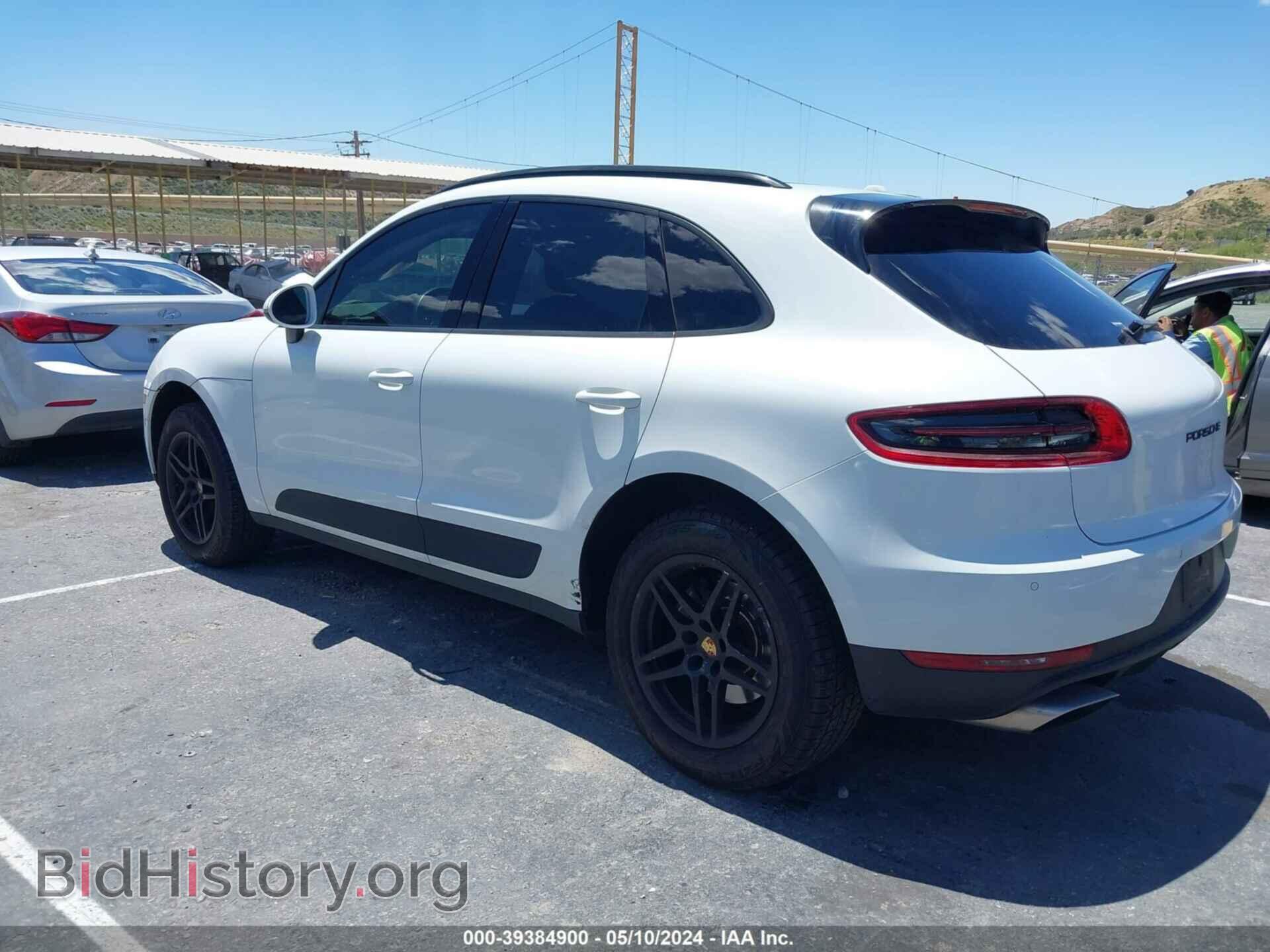2017 PORSCHE MACAN - VIN: WP1AA2A51HLB08563 - Photo 3