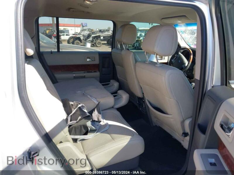 2011 Ford FLEX (VIN 2FMGK5DC5BBD30871) — photo 8 of 11