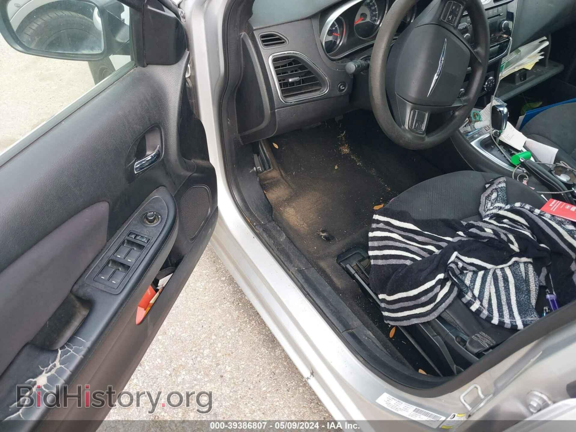 2012 CHRYSLER 200 - VIN: 1C3CCBAB3CN317959 - Фото 9