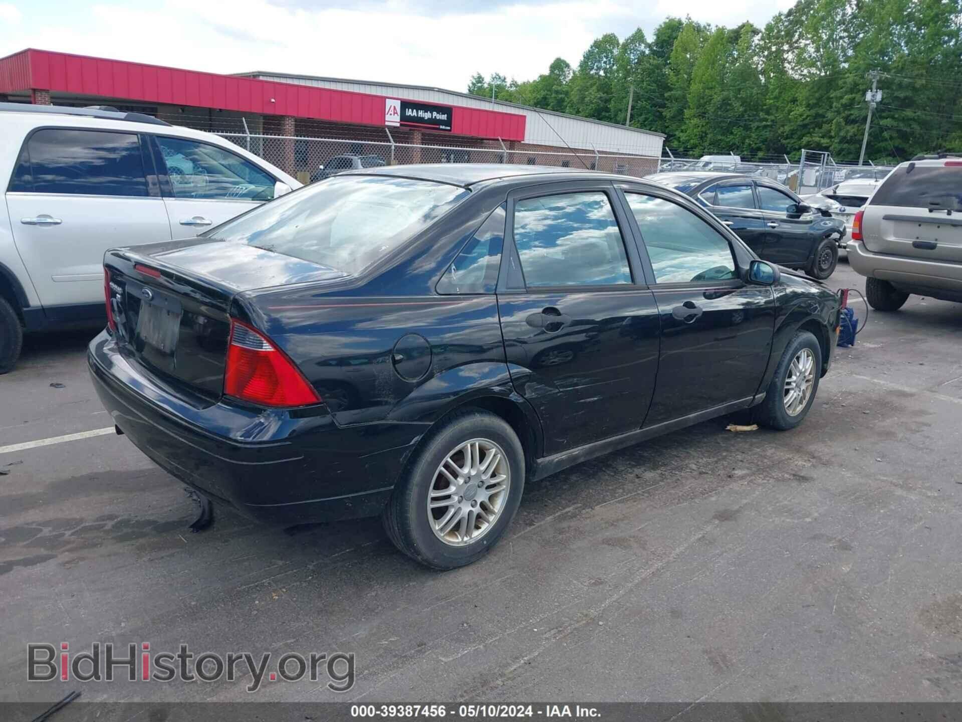 2007 FORD FOCUS - VIN: 1FAHP34N07W262507 - Фото 4