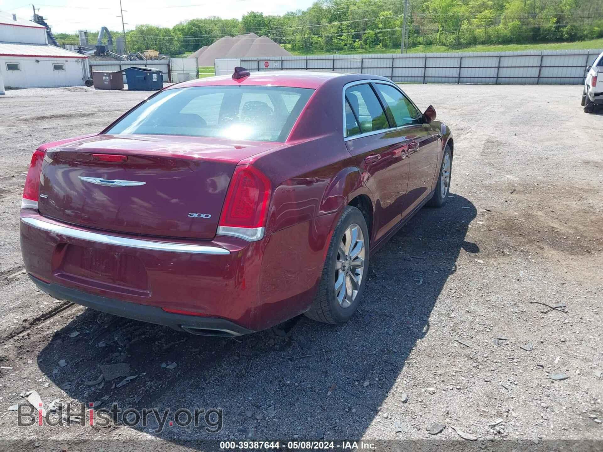 2017 CHRYSLER 300 - VIN: 2C3CCARGXHH571467 - Фото 4