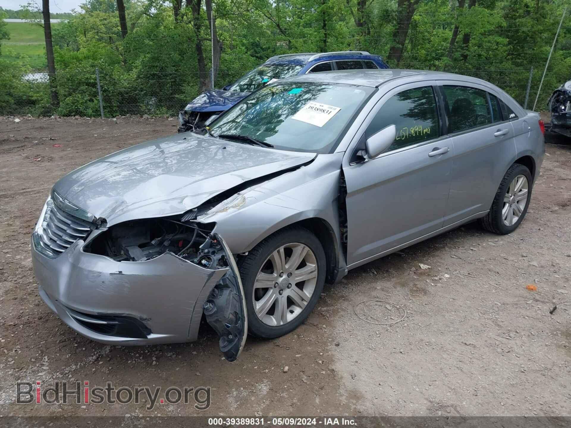 2013 CHRYSLER 200 - VIN: 1C3CCBAB3DN698648 - Фото 6