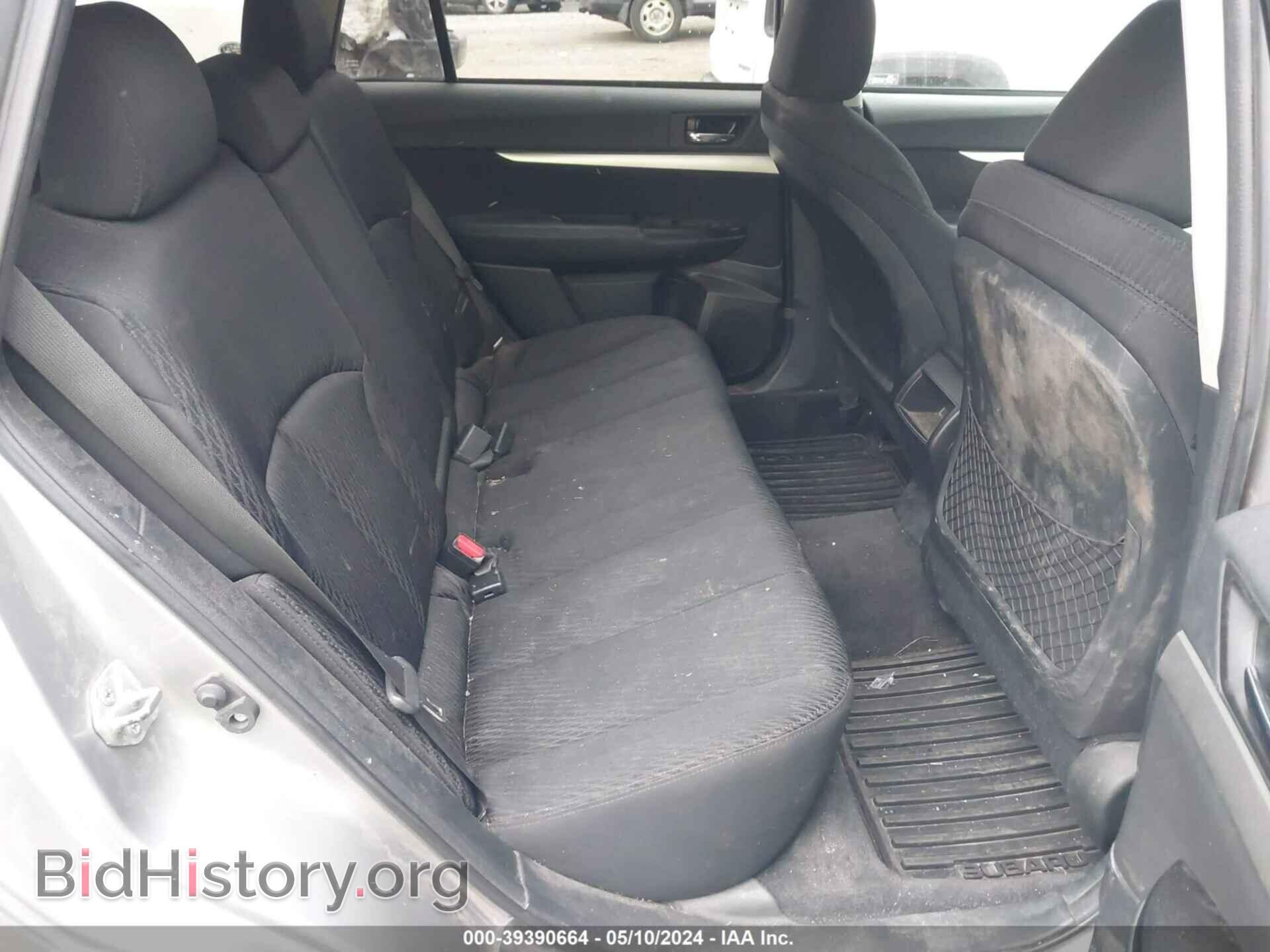 2010 SUBARU OUTBACK - VIN: 4S4BRBGC8A3324321 - Photo 8