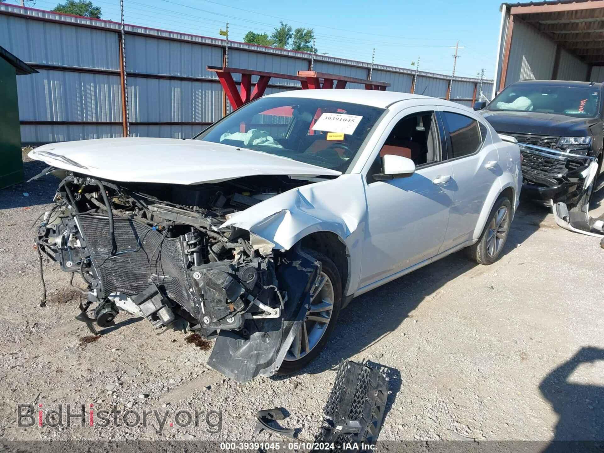 2011 DODGE AVENGER - VIN: 1B3BD1FG5BN548817 - Фото 2