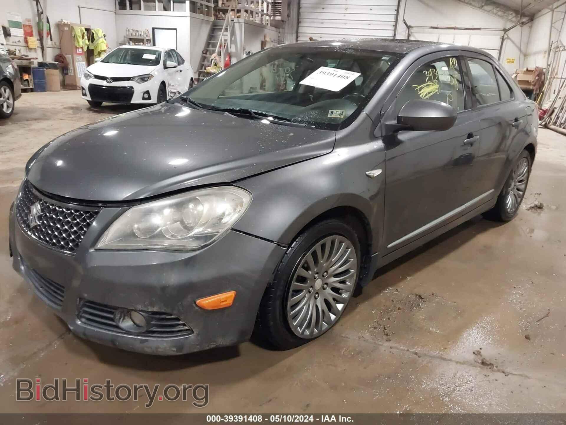 2010 SUZUKI KIZASHI - VIN: JS2RE9A55A6100428 - Photo 2