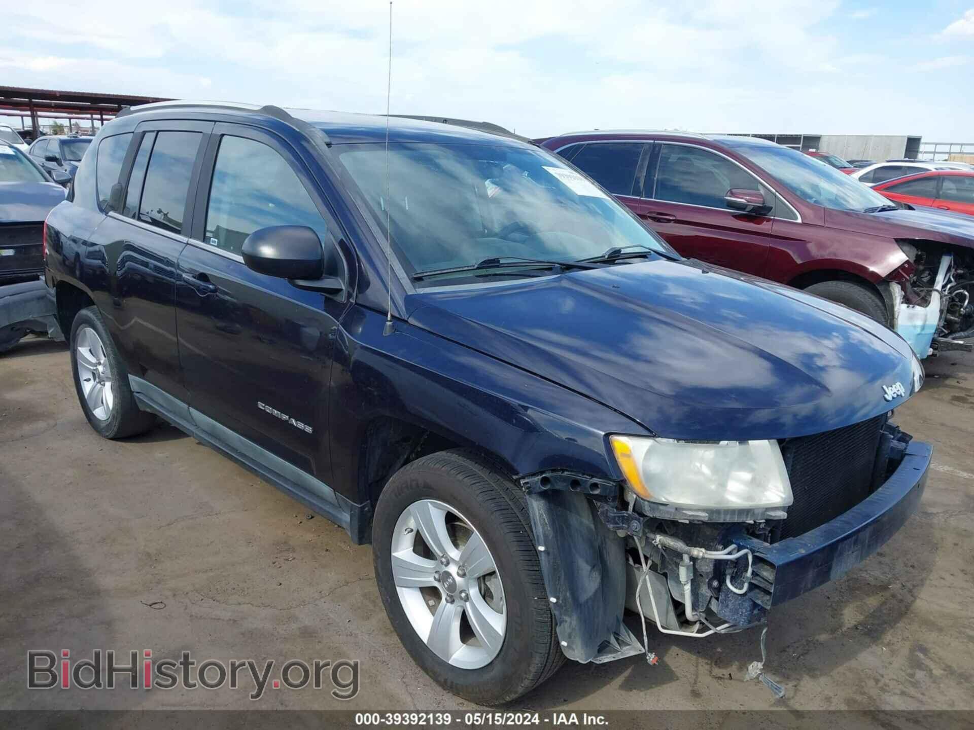 Photo 1J4NT1FA8BD159891 - JEEP COMPASS 2011