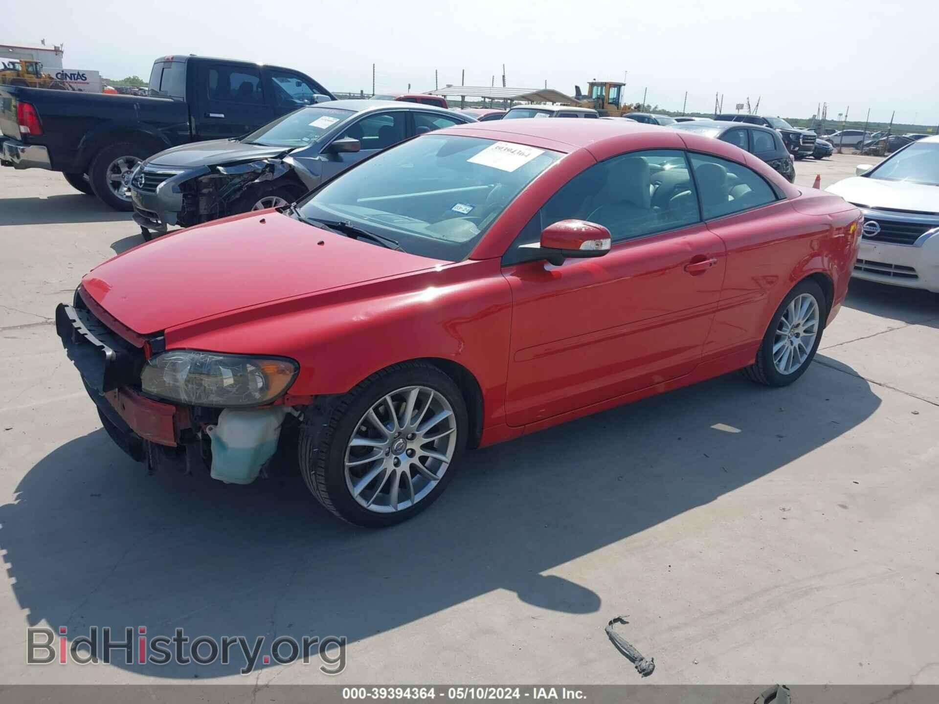 2008 VOLVO C70 - VIN: YV1MC67258J057166 - Фото 2