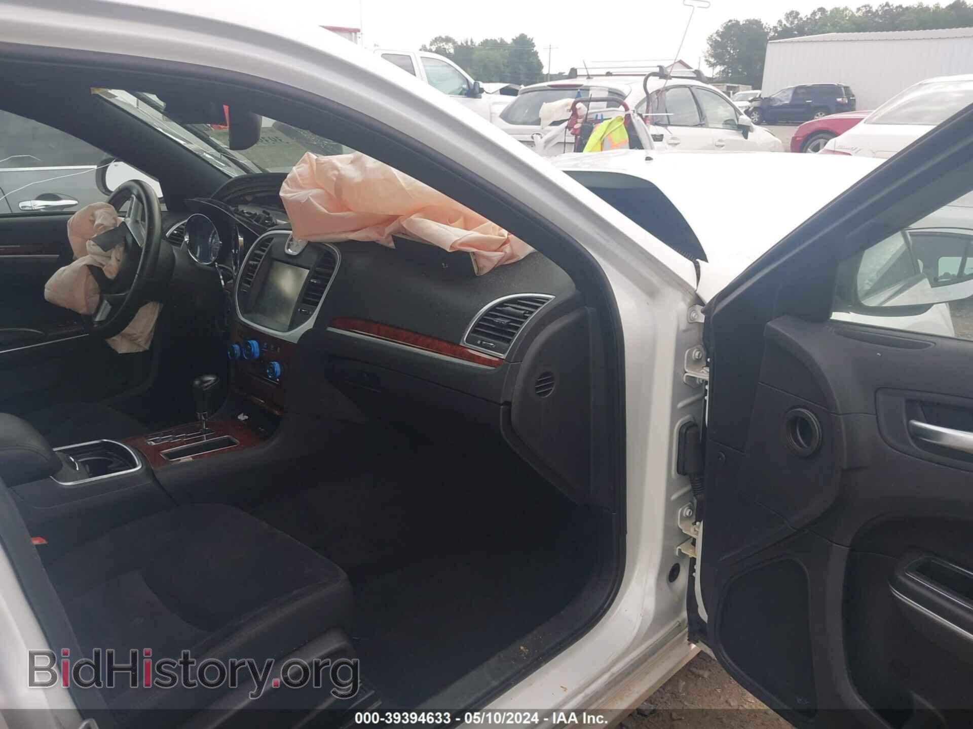 2012 CHRYSLER 300 - VIN: 2C3CCAAG6CH165464 - Фото 5