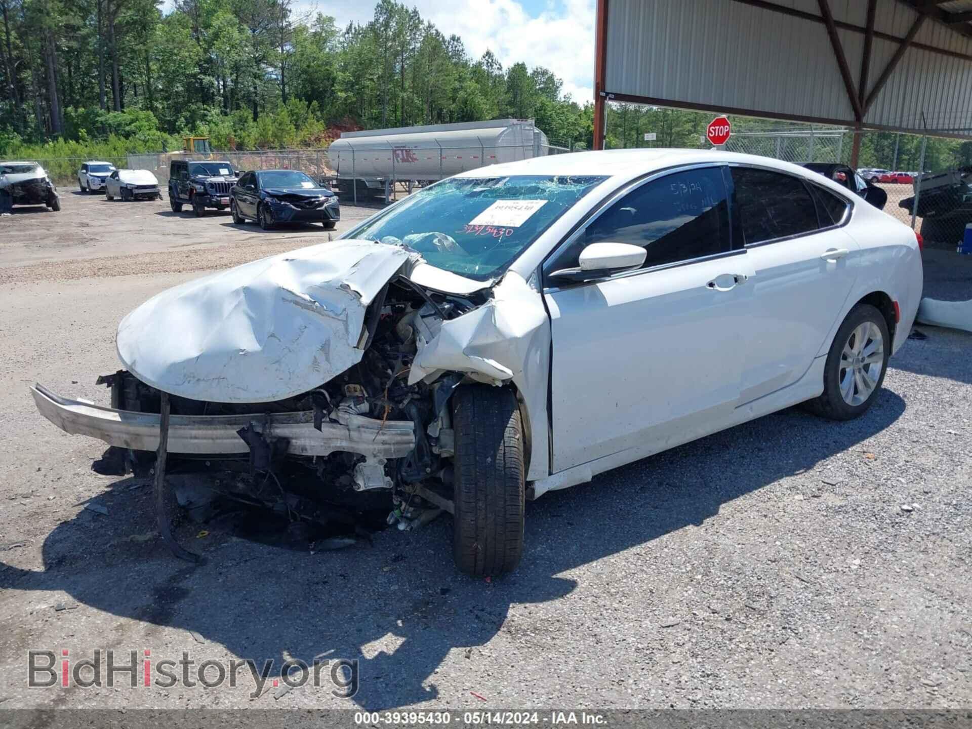 2017 CHRYSLER 200 - VIN: 1C3CCCAB4HN505600 - Фото 2