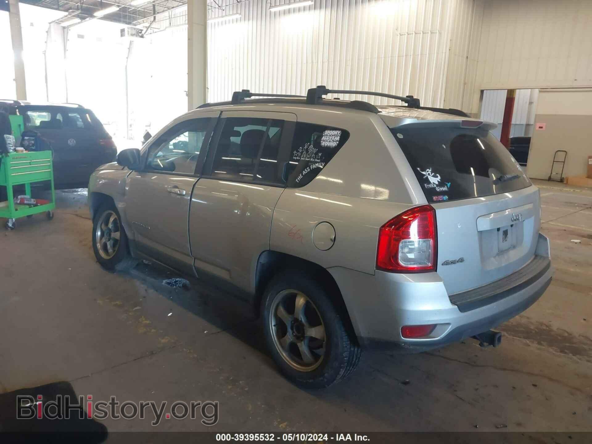 2011 JEEP COMPASS - VIN: 1J4NF1FB0BD182002 - Фото 3