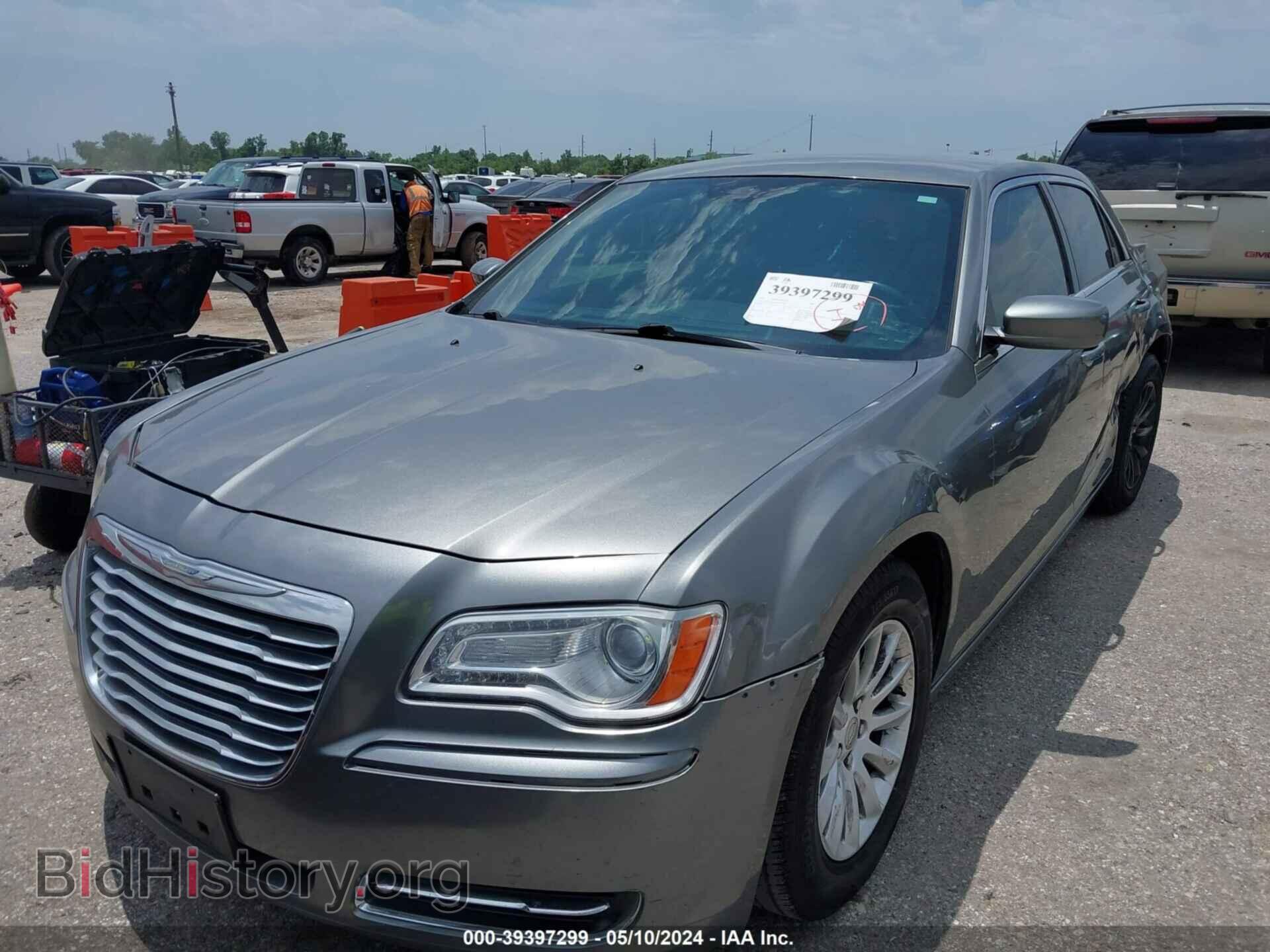 2012 CHRYSLER 300 - VIN: 2C3CCAAG3CH273301 - Фото 2