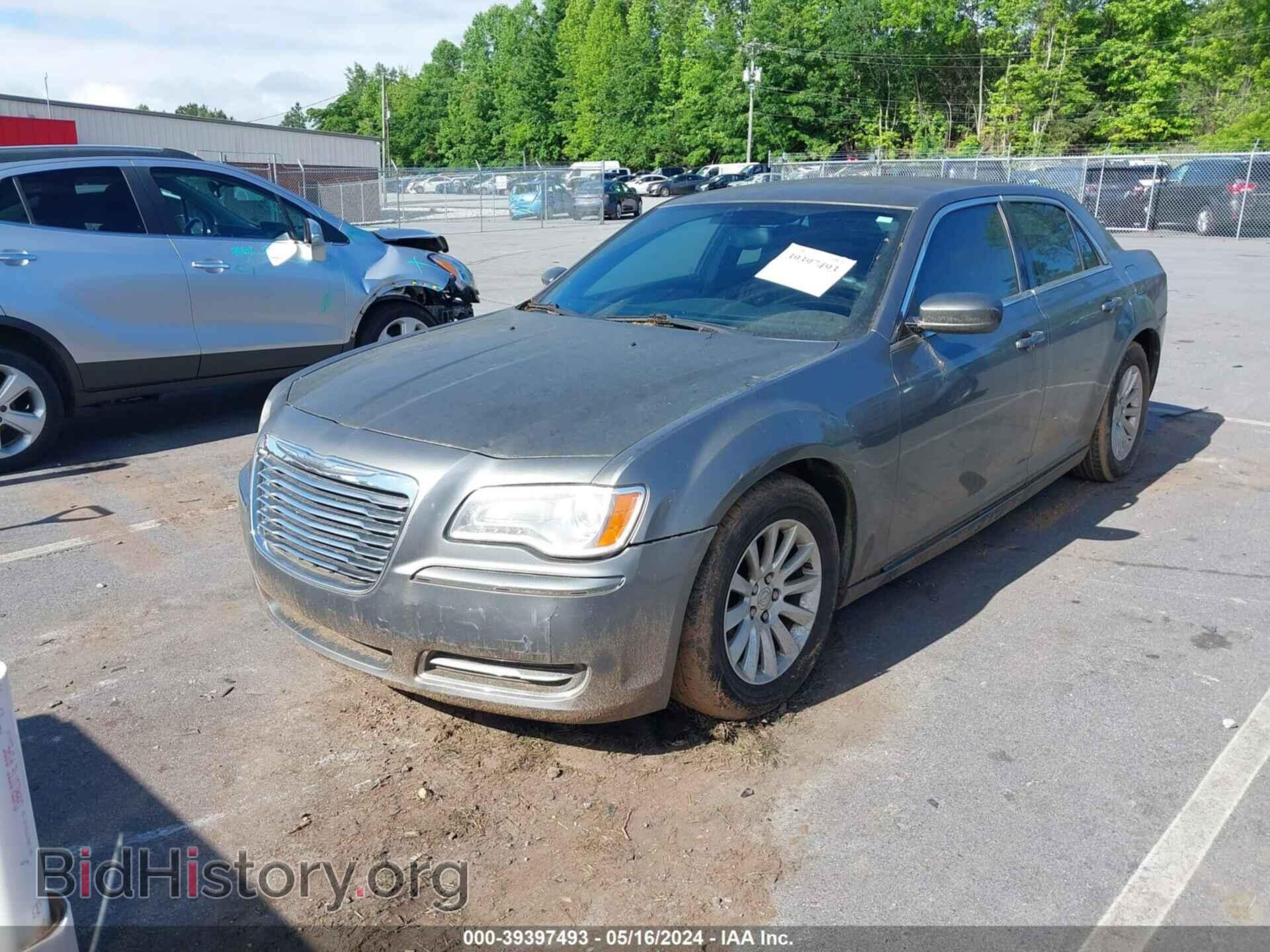 2012 CHRYSLER 300 - VIN: 2C3CCAAG2CH289330 - Фото 2