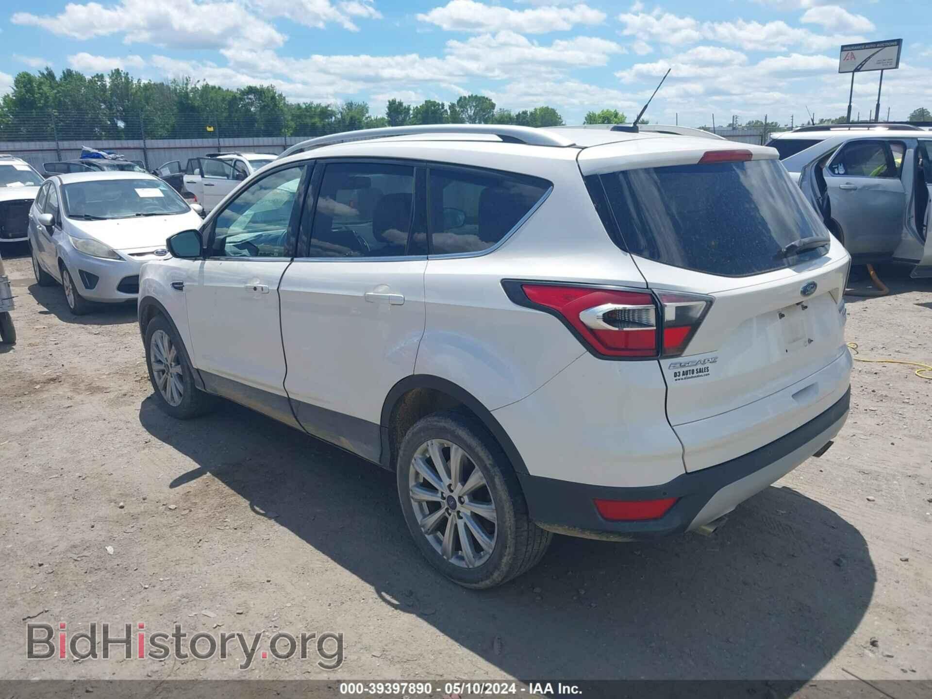 2017 FORD ESCAPE - VIN: 1FMCU9J96HUB46325 - Фото 3