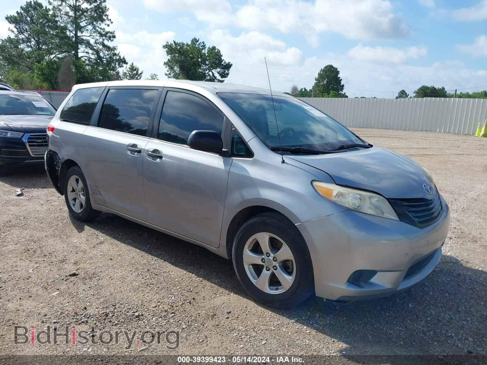 Photo 5TDKA3DC7CS014605 - TOYOTA SIENNA 2012