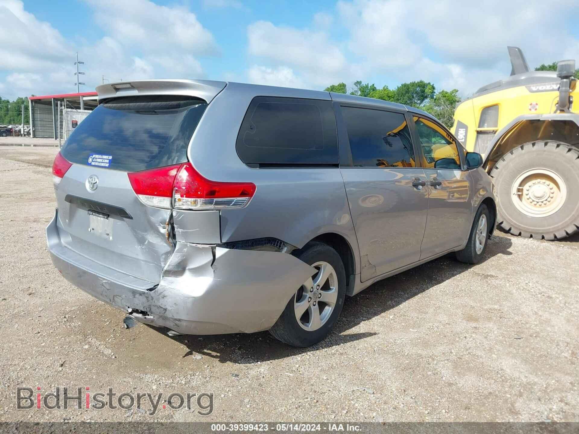2012 TOYOTA SIENNA - VIN: 5TDKA3DC7CS014605 - Фото 4