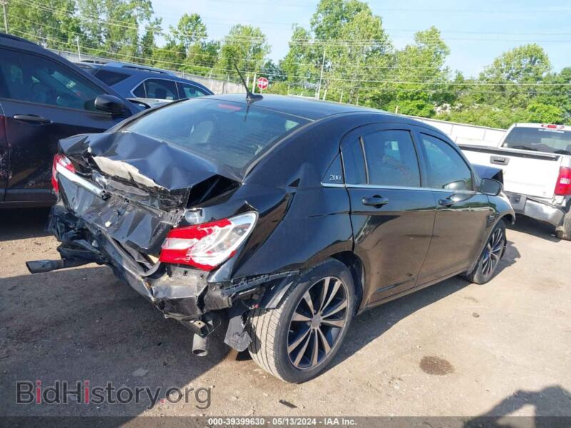 2011 Chrysler 200 (VIN 1C3BC8FG8BN624061) — фото 4 из 13
