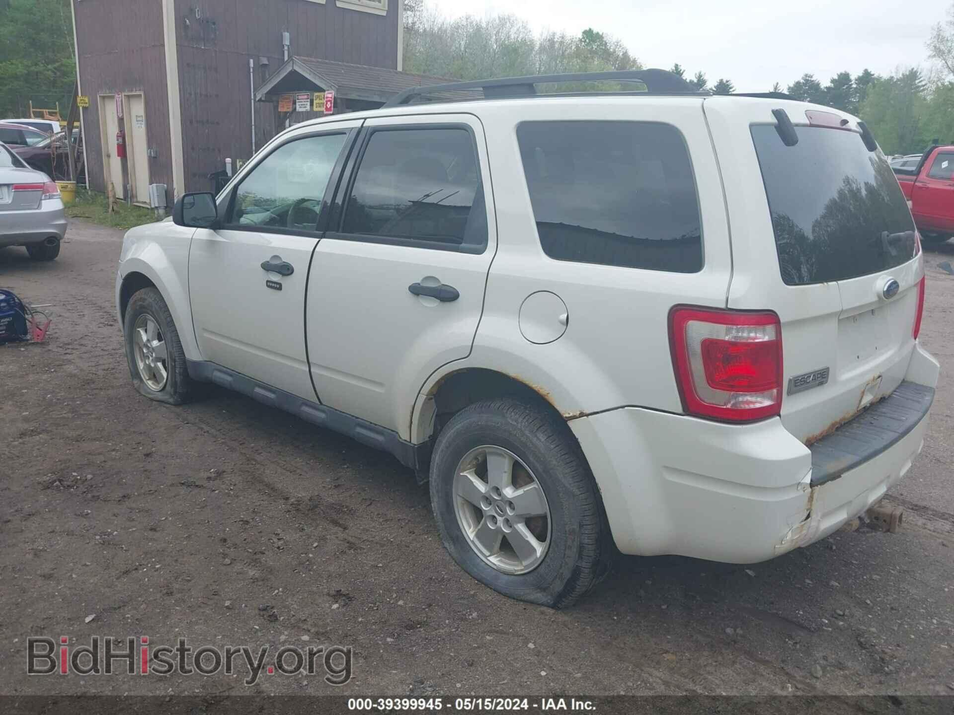 2010 FORD ESCAPE - VIN: 1FMCU9D74AKB95079 - Фото 3