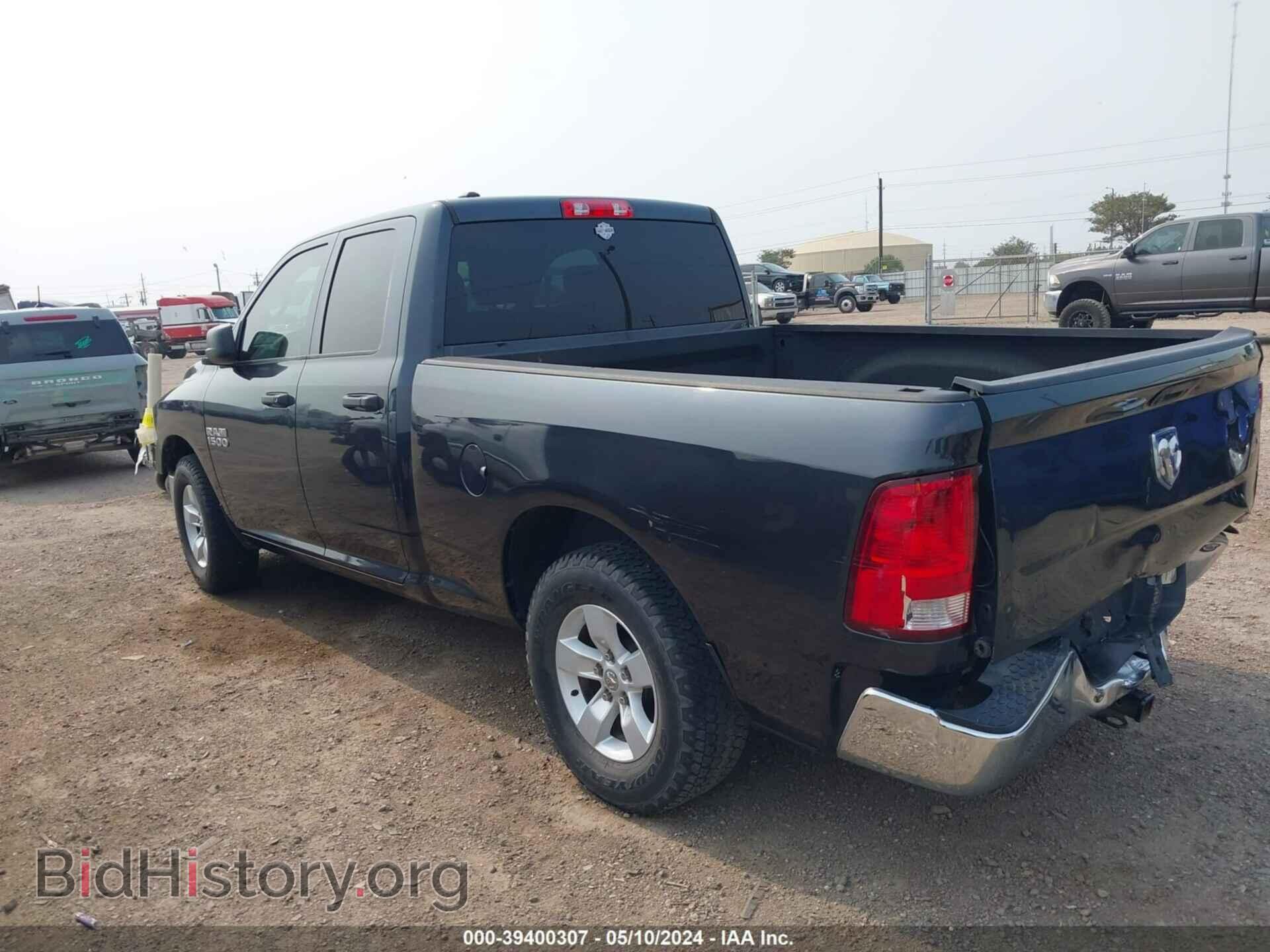 2018 RAM 1500 - VIN: 1C6RR6FG2JS261776 - Фото 3