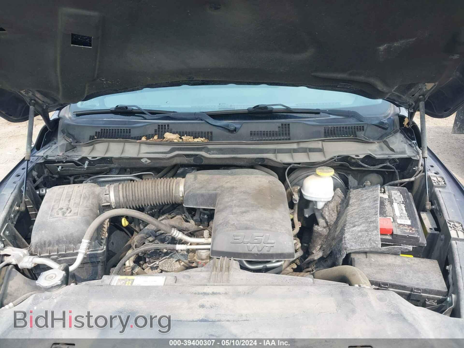 2018 RAM 1500 - VIN: 1C6RR6FG2JS261776 - Фото 10