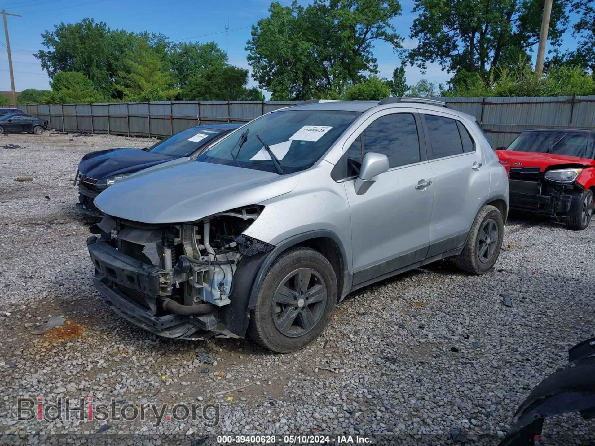 2019 CHEVROLET TRAX - VIN: 3GNCJLSB3KL332019 - Photo 2