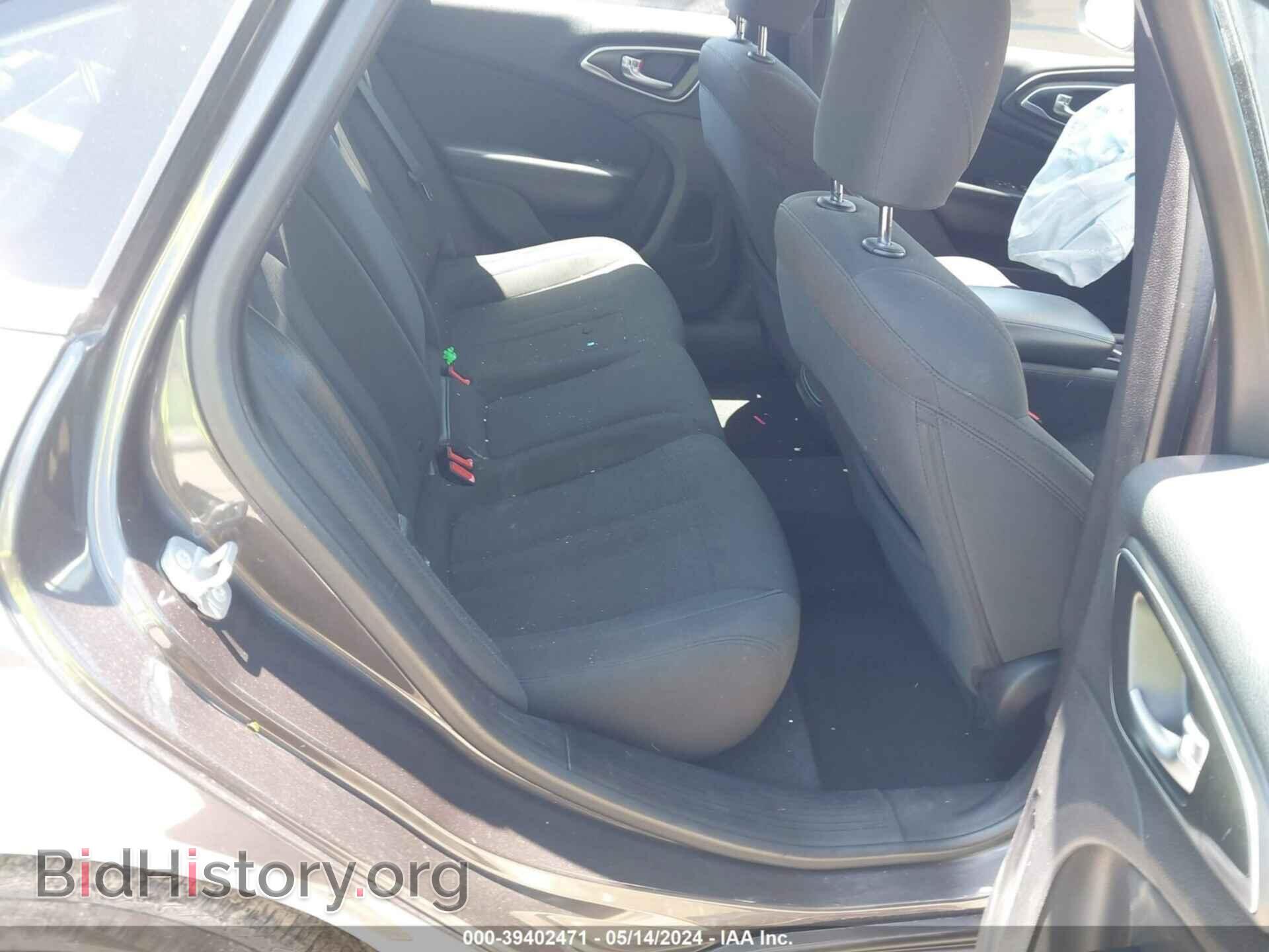 2016 CHRYSLER 200 - VIN: 1C3CCCABXGN111999 - Фото 8