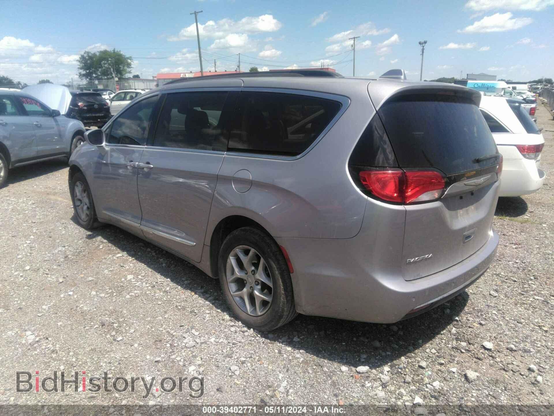 2017 CHRYSLER PACIFICA - VIN: 2C4RC1BG8HR735101 - Фото 3