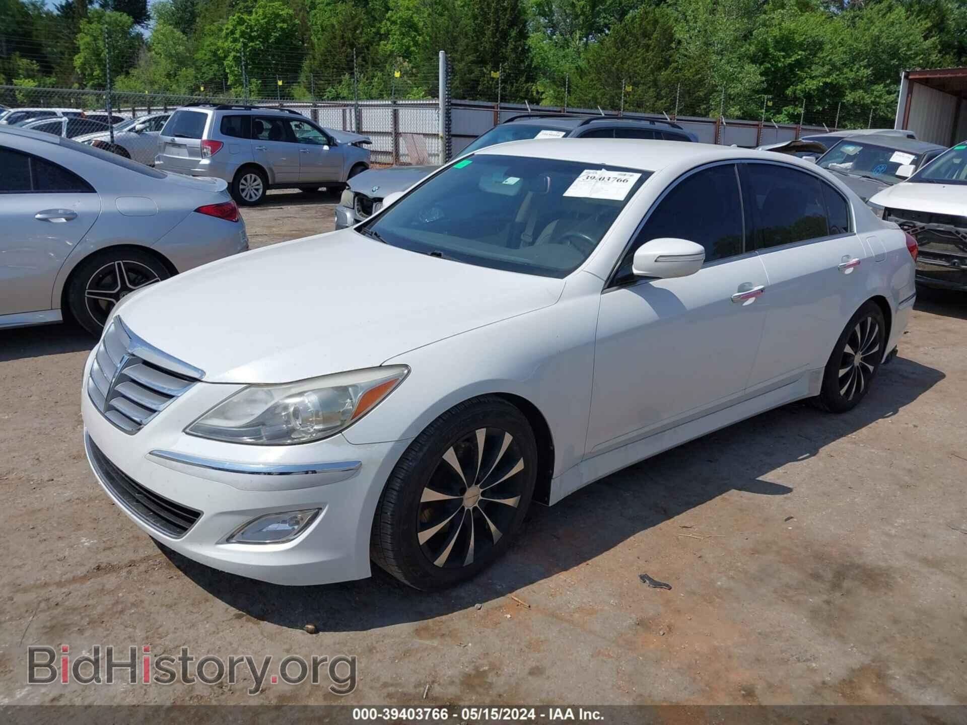 2012 HYUNDAI GENESIS - VIN: KMHGC4DD1CU185758 - Фото 2